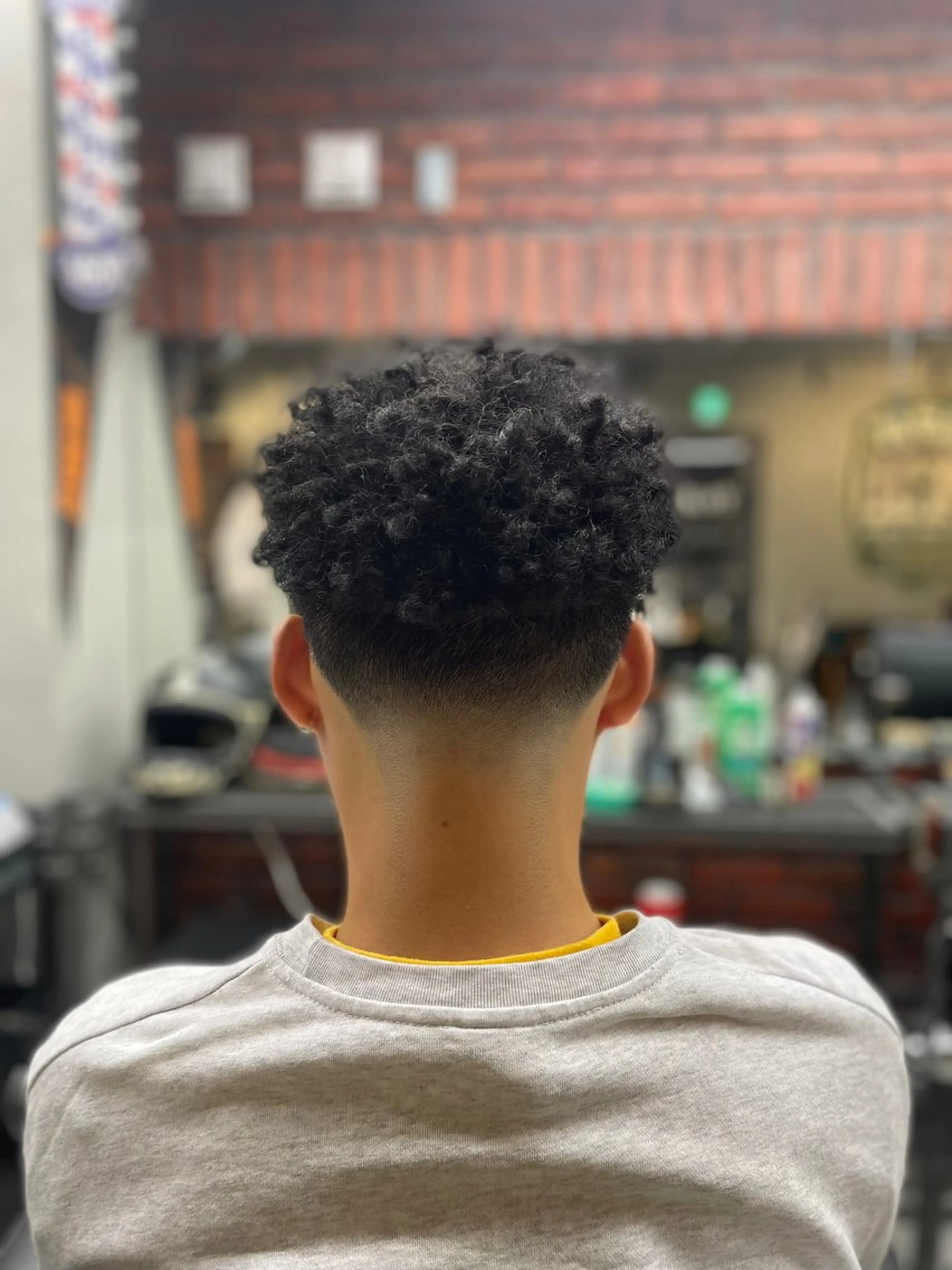 メンズ カット パーマ ITO TOMのヘアスタイル