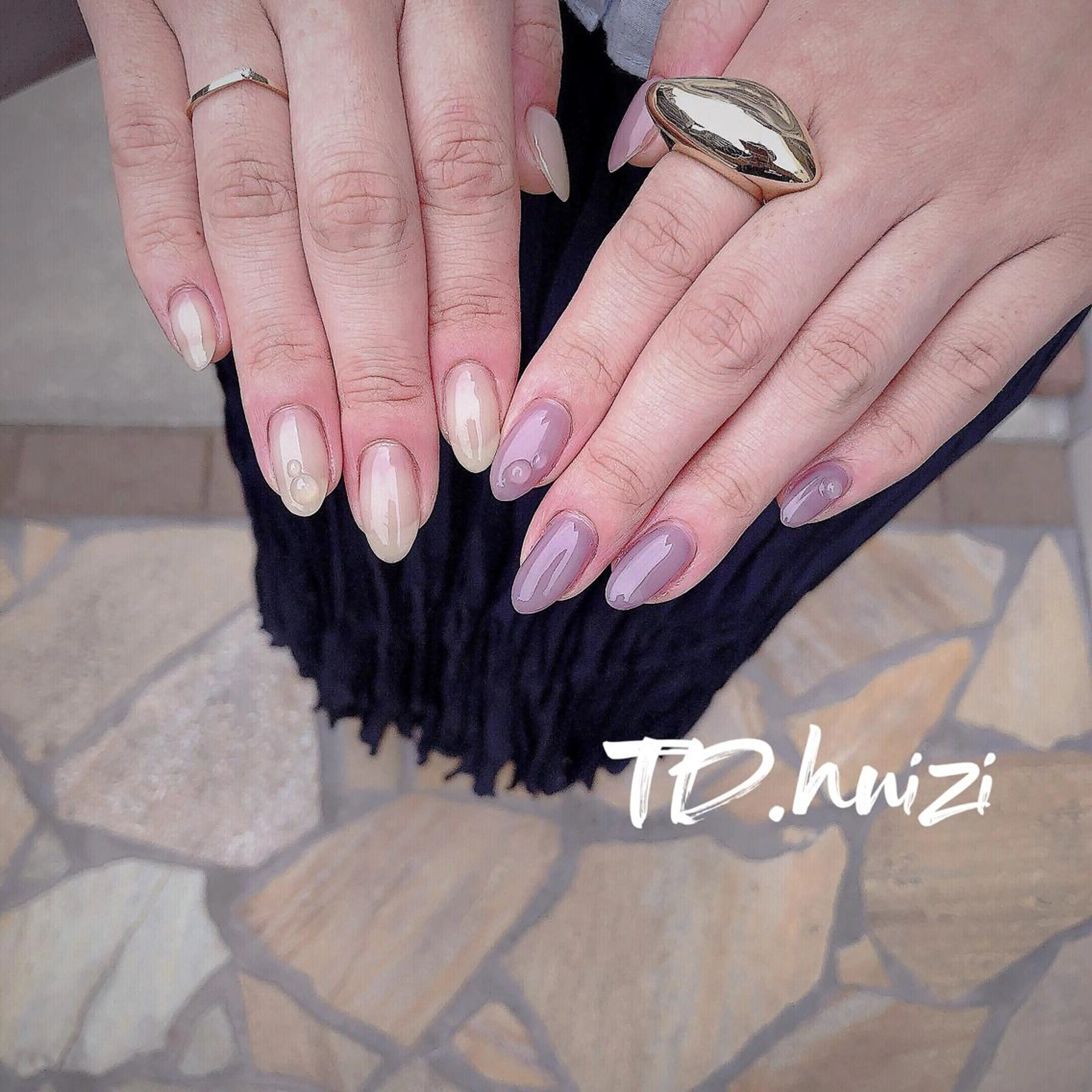 ミディアム めぐみのネイルサロン スタッフ練習のネイルデザイン