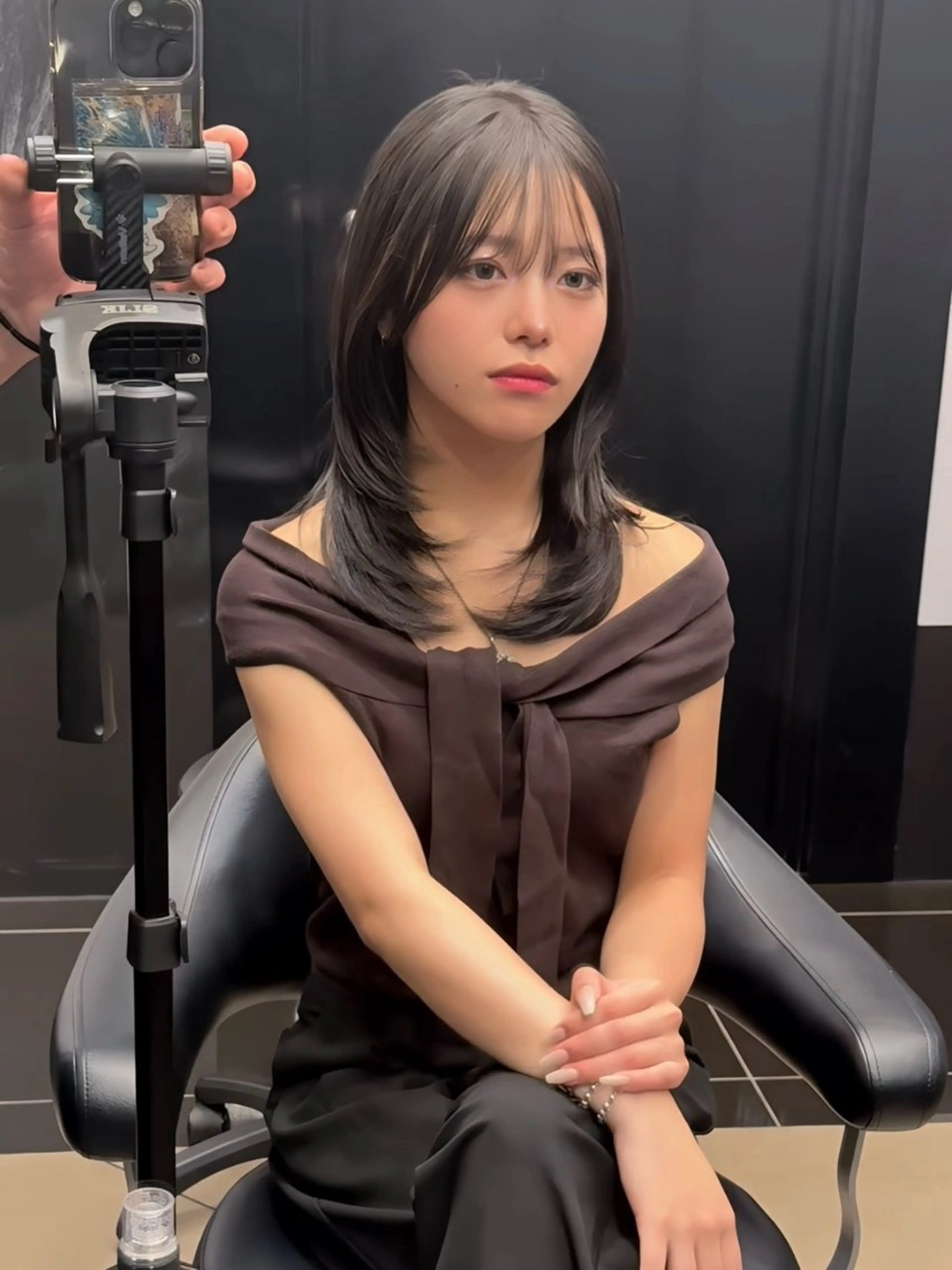 ミディアム ミディアムレイヤー レイヤーカット 松尾 祐輝のヘアスタイル