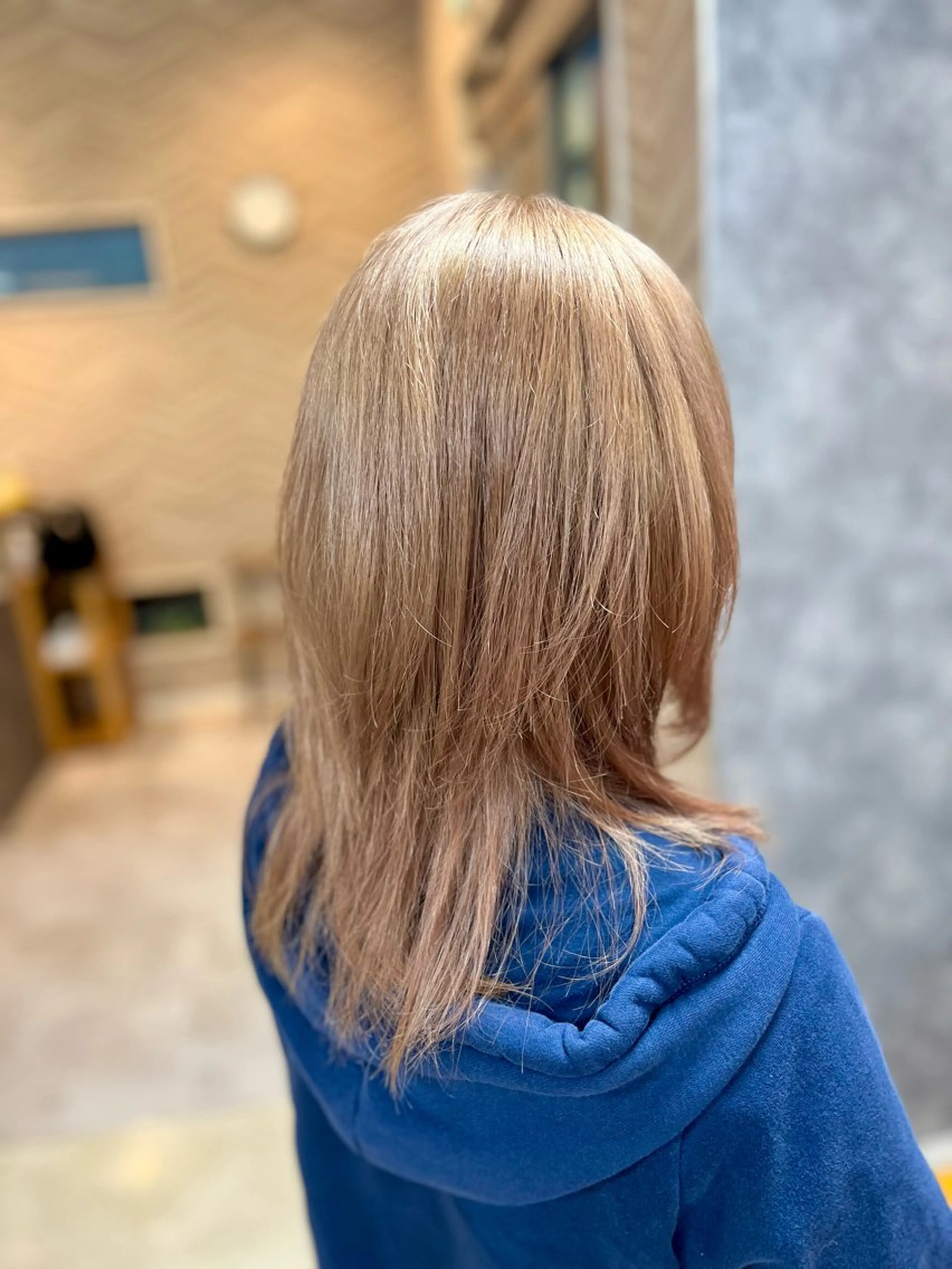 セミロング カット ヘアカラー トリートメント テーラヘアプラス　木更津２号店所属・渡邉 三香子のヘアスタイル