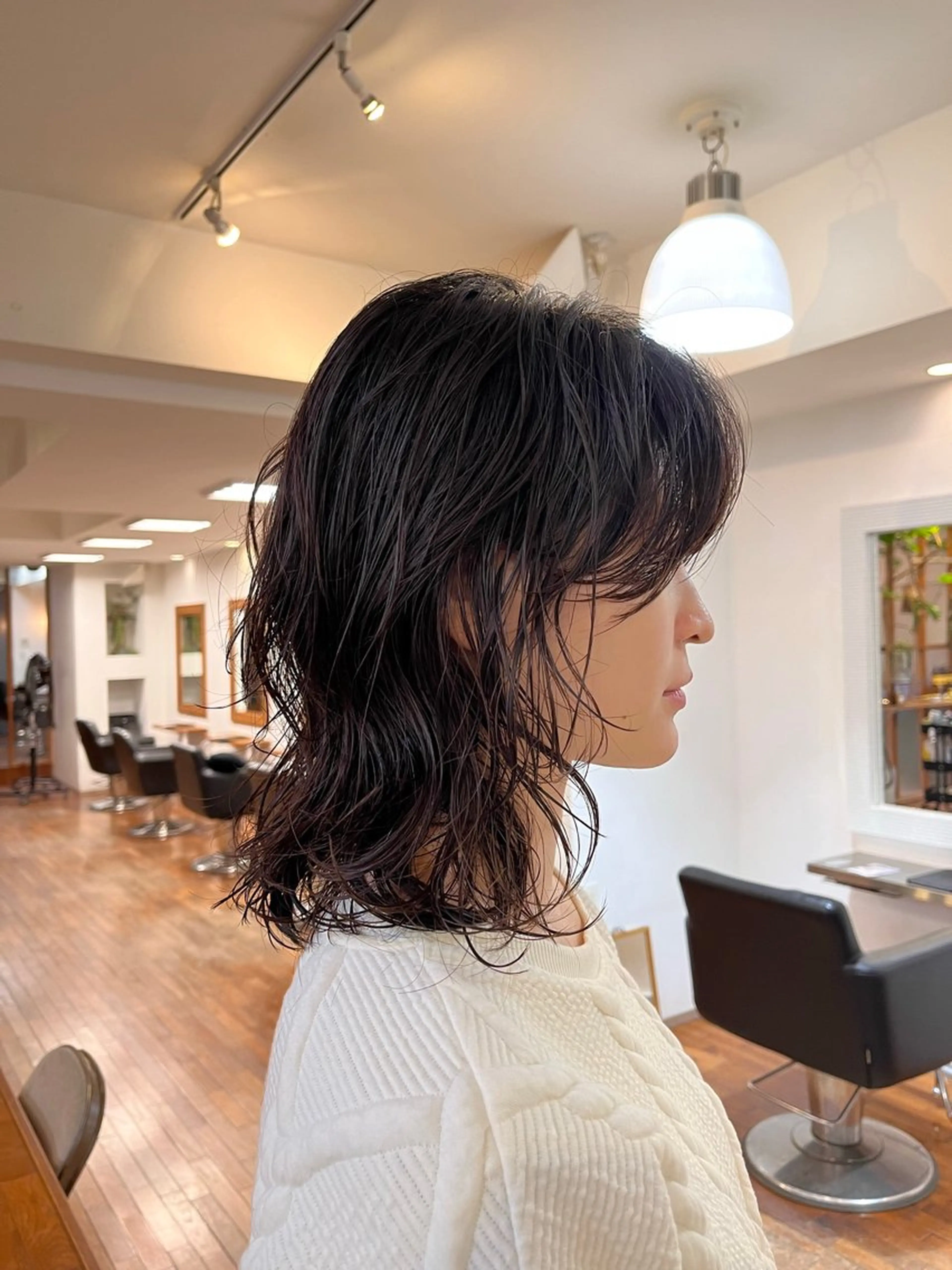 ミディアム パーマ ミディアムパーマ レイヤーカット 若林 良のヘアスタイル