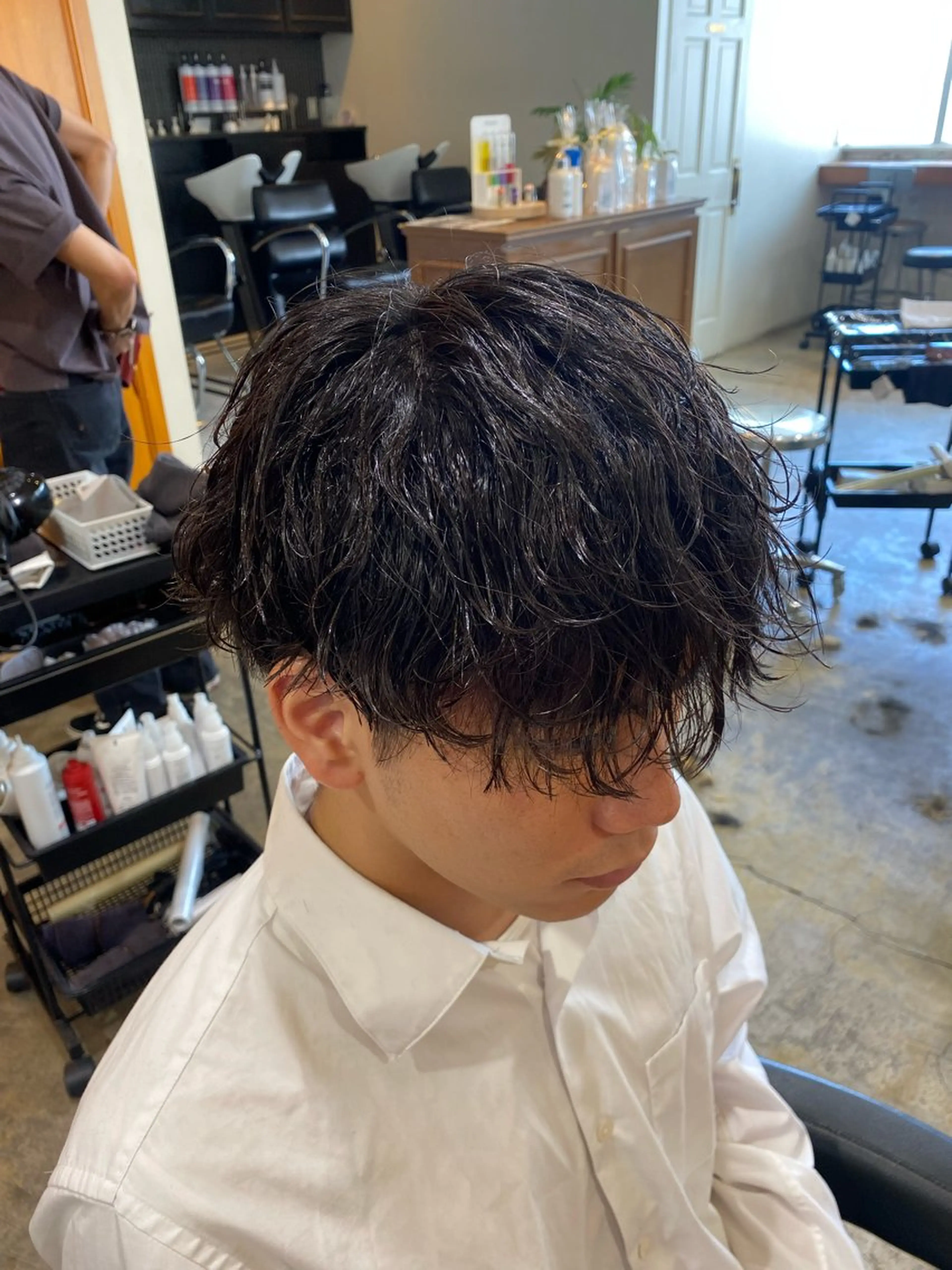 ショート パーマ メンズ 波巻きパーマ カット パーマ トリートメント レイヤーボブ/ 艶カラー/サナ🌼のヘアスタイル