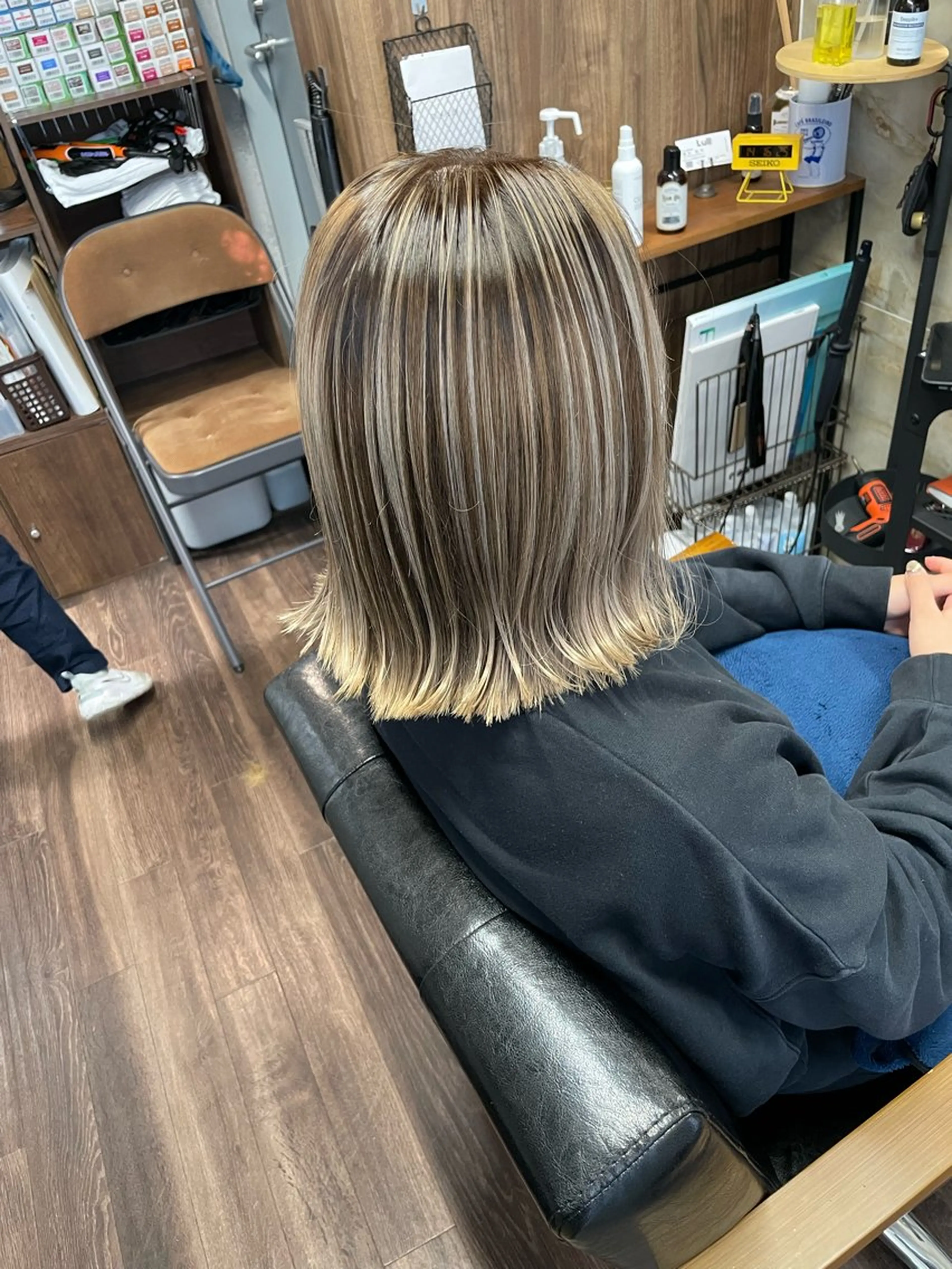 ミディアム カラー ヘアカラー トリートメント Lull (シェアサロンReco VIProom)所属・Lull1人美容室 バレイヤージュのヘアスタイル