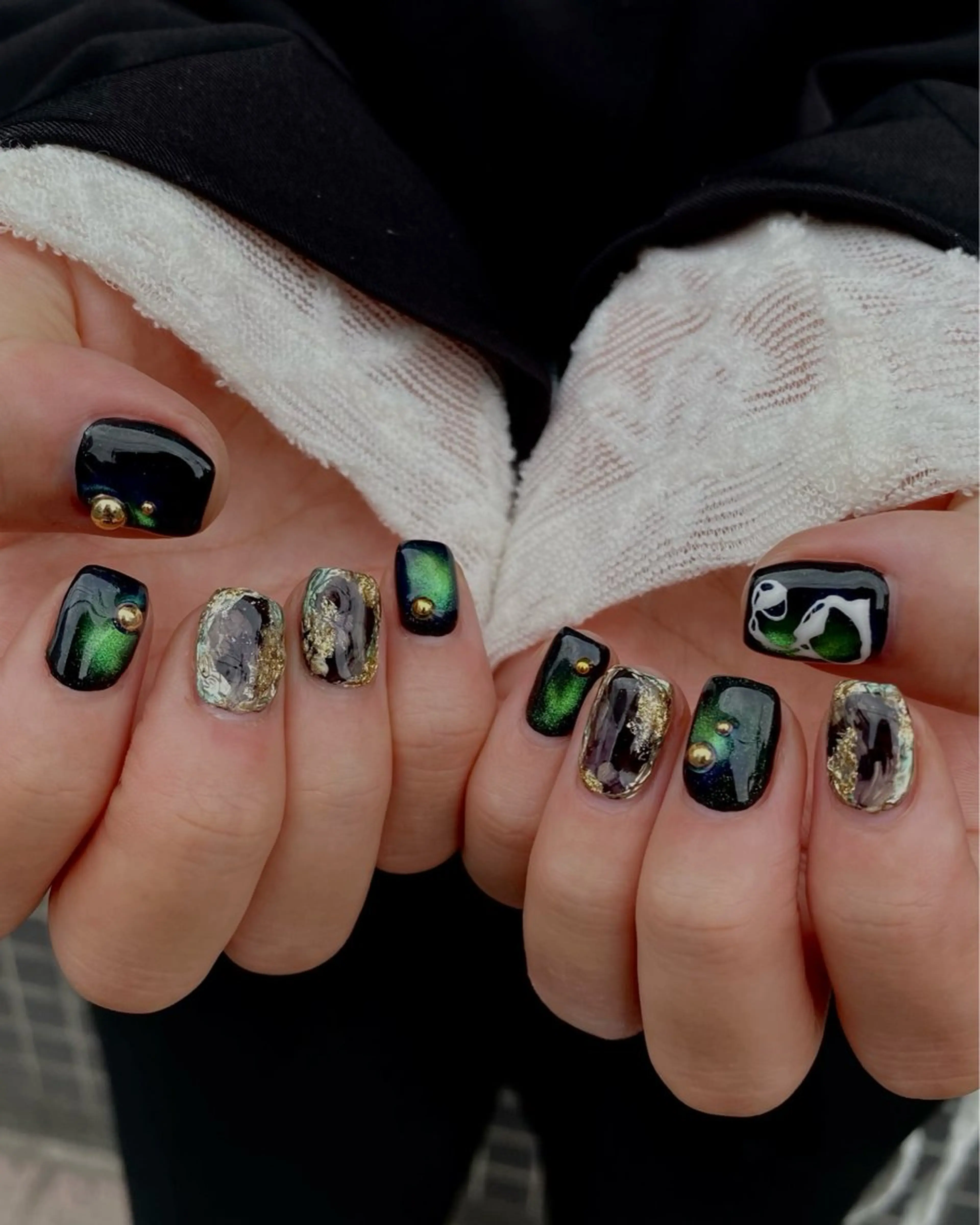 ネイル 成人式 フラッシュネイル フレンチネイル キラキラネイル マグネットネイル ハンドネイル 草加ニュアンスネイル 🌚hersのネイルデザイン