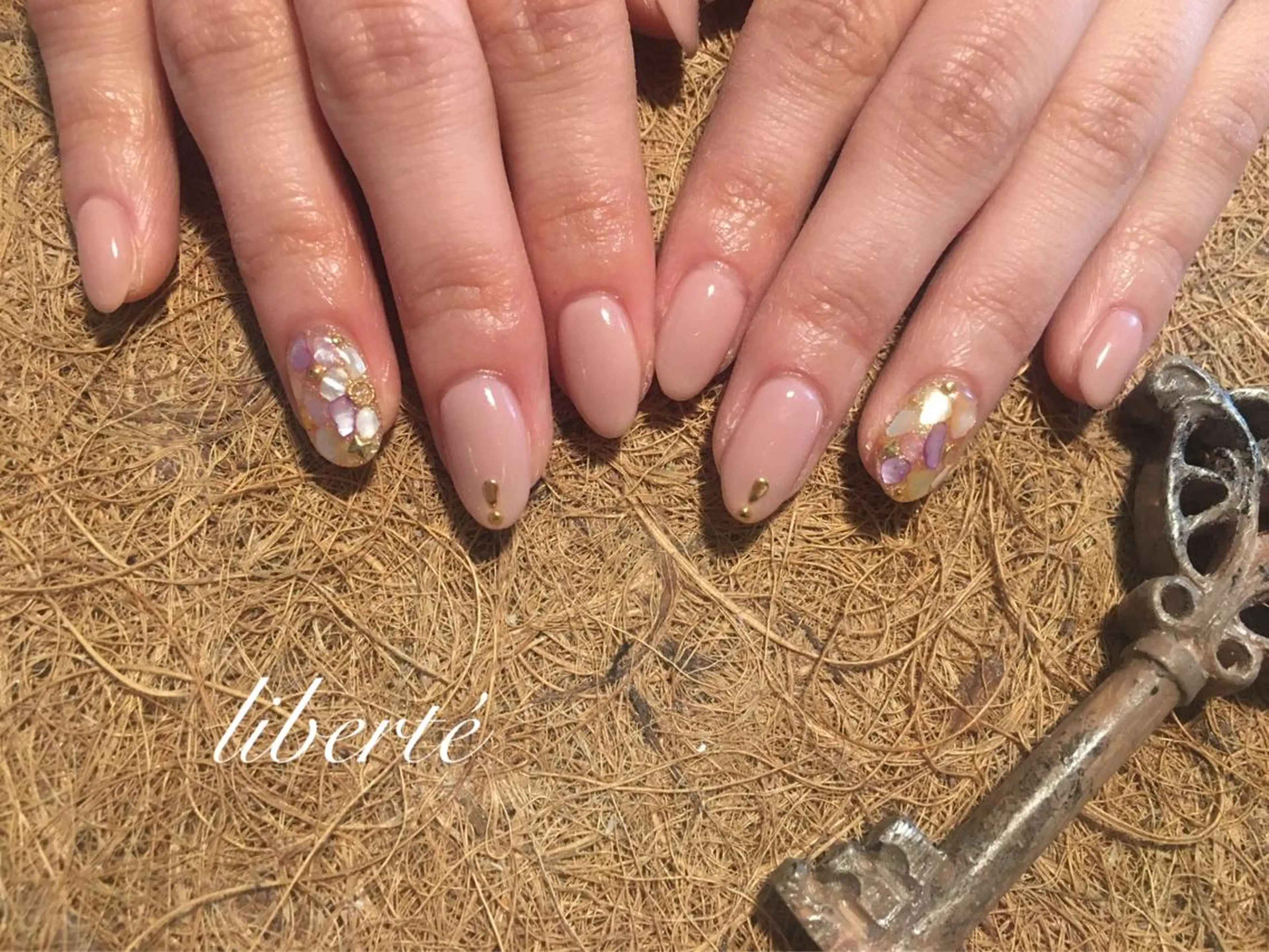 ネイル liberté (リベルテ)のネイルデザイン