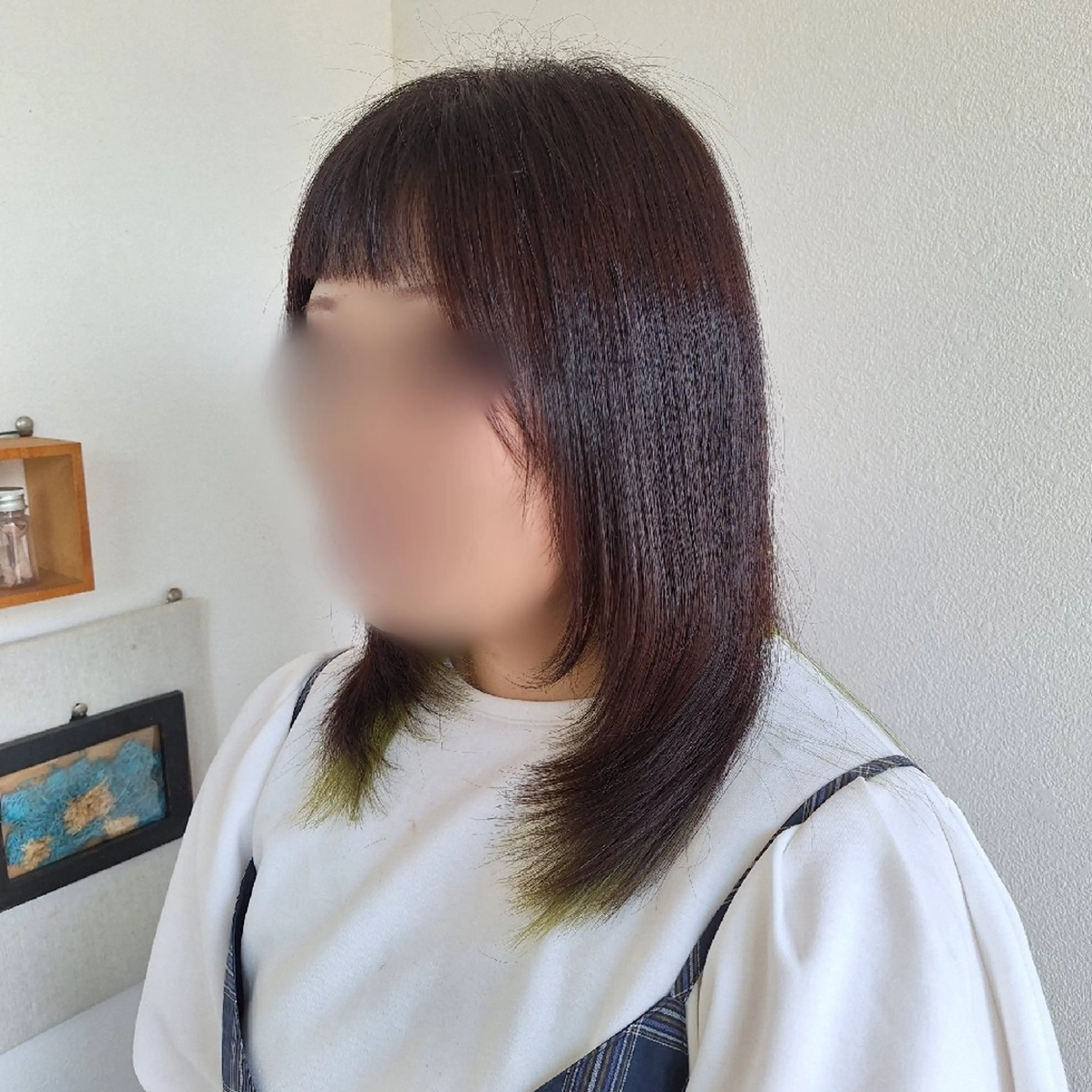 ミディアム アクイール 前田 千晶のヘアスタイル