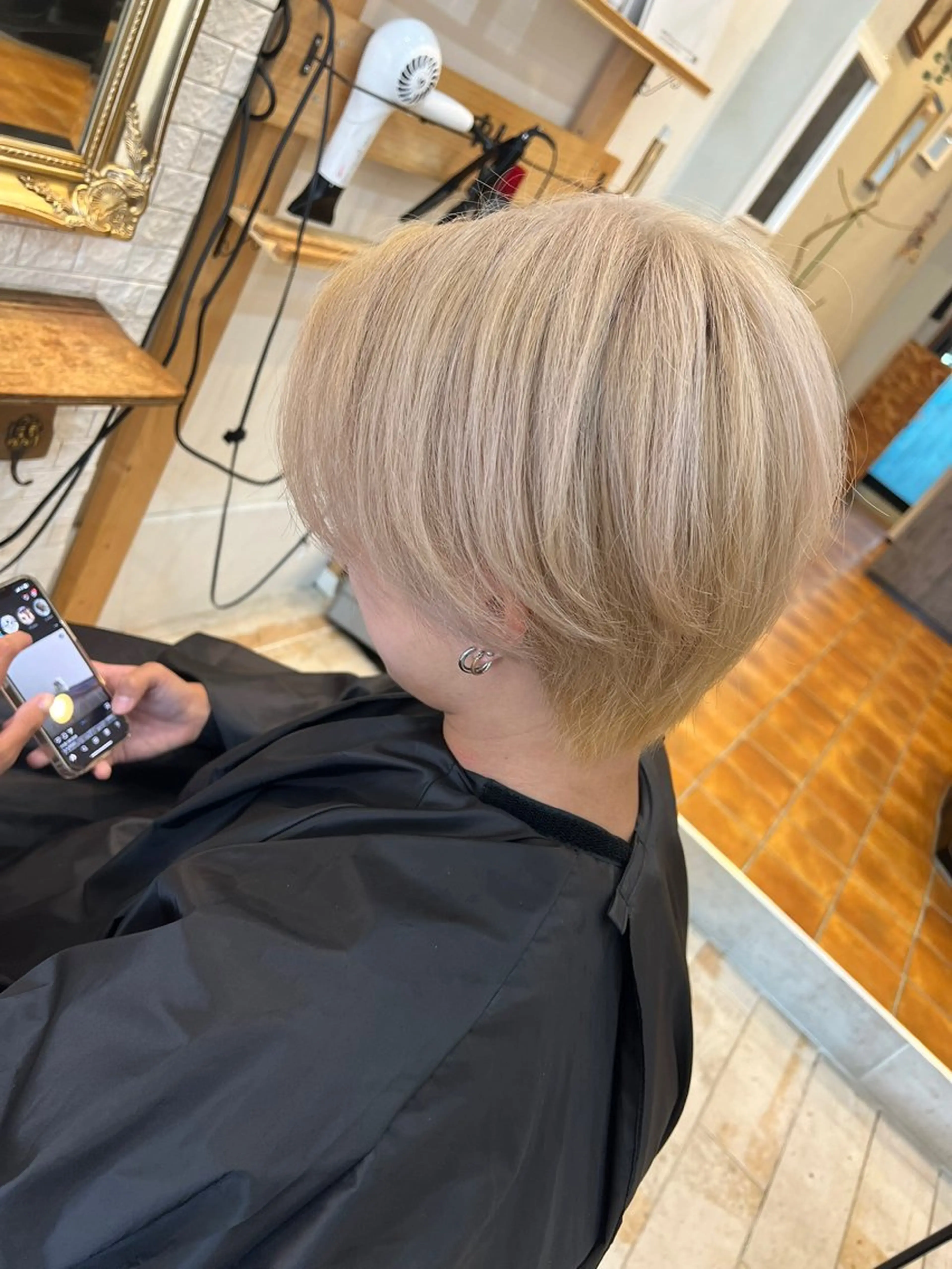 ショート カラー ヘアカラー トリートメント Rayt hair レイトヘアーのヘアスタイル