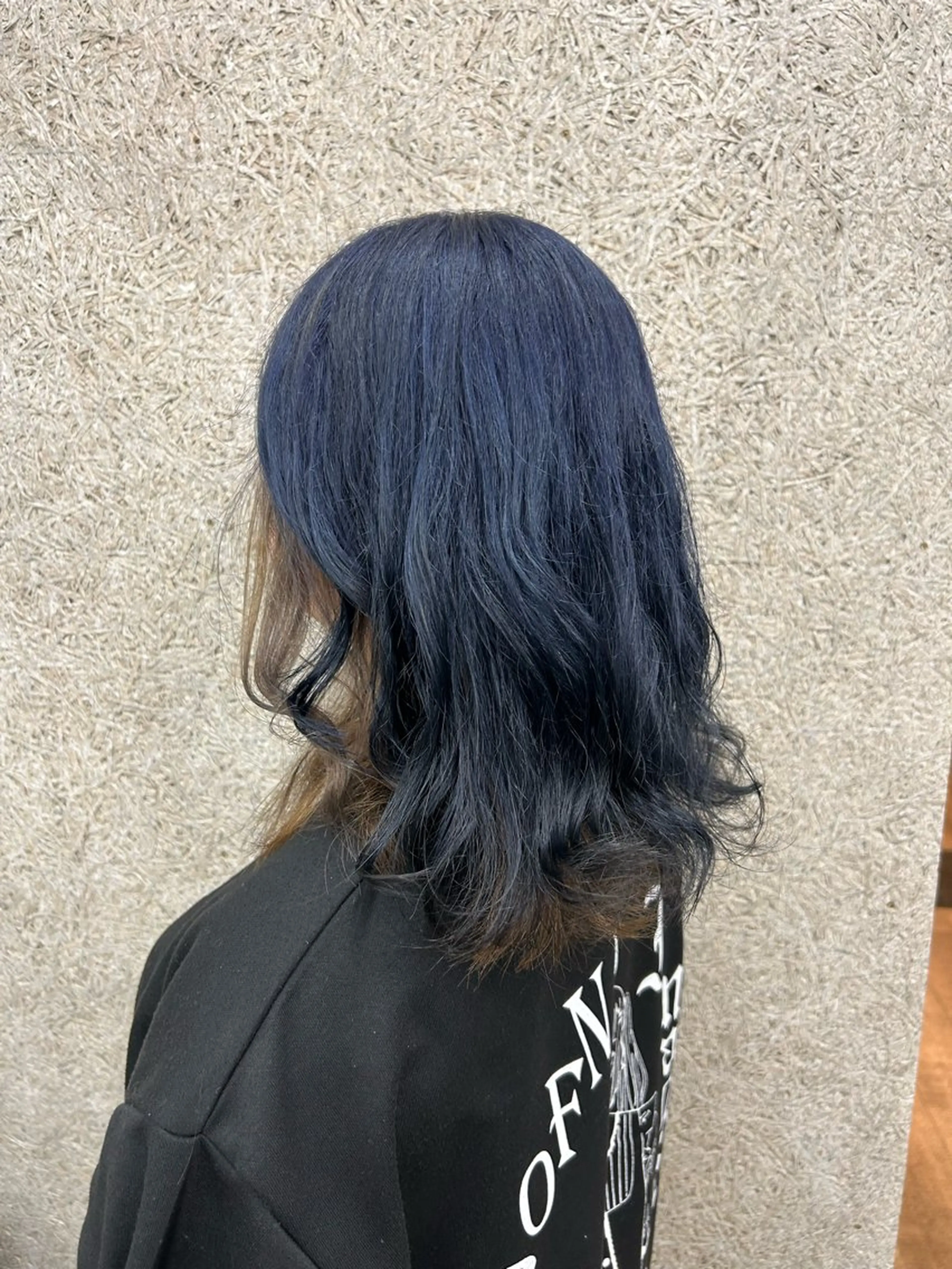 カラー ベージュカラー ブルーカラー デザインカラー ミルクティーベージュ オリーブ/ ナカミネアキナのヘアスタイル
