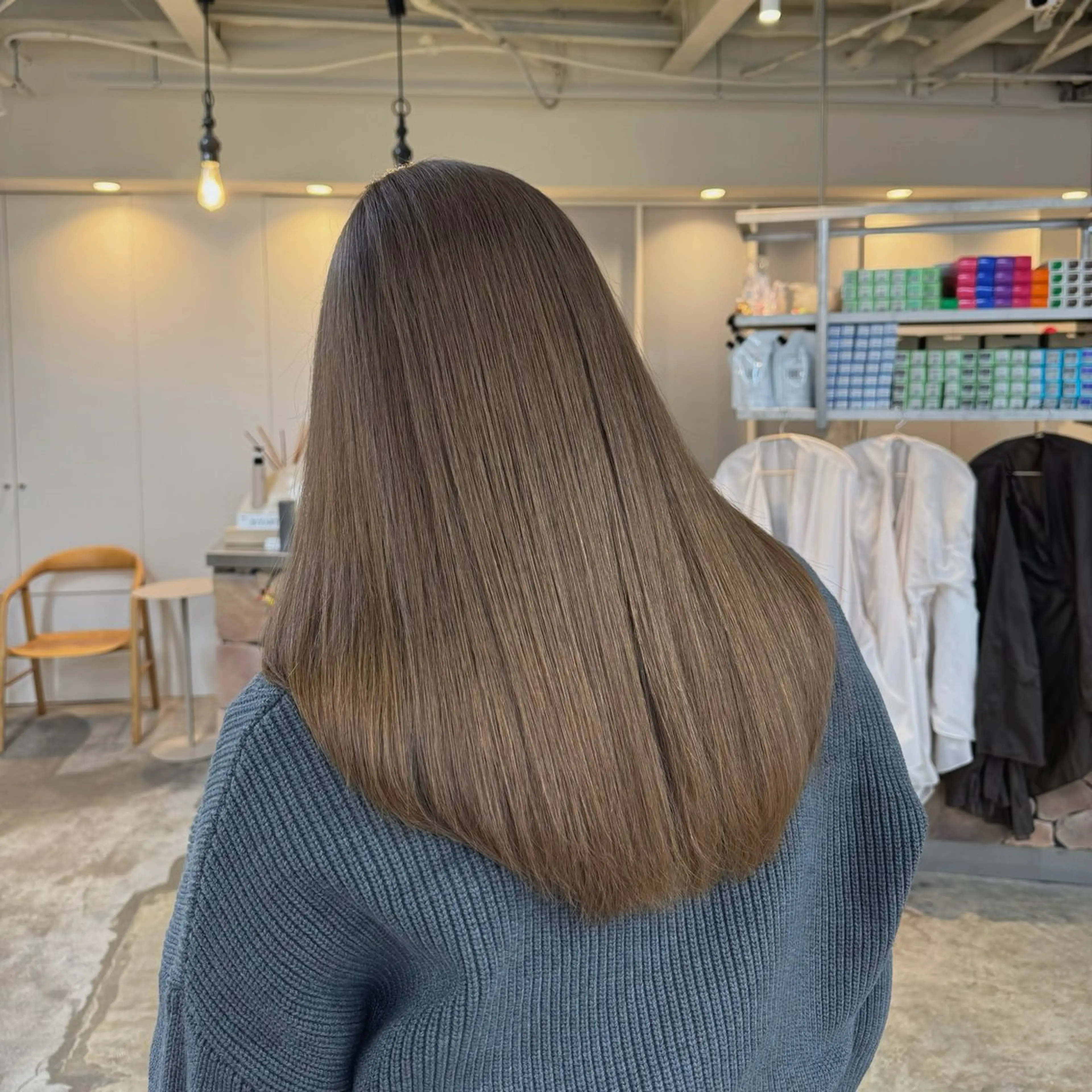 ロング カラー グレージュ オリーブグレージュ オリーブグレー ヘアカラー fand / HINAのヘアスタイル