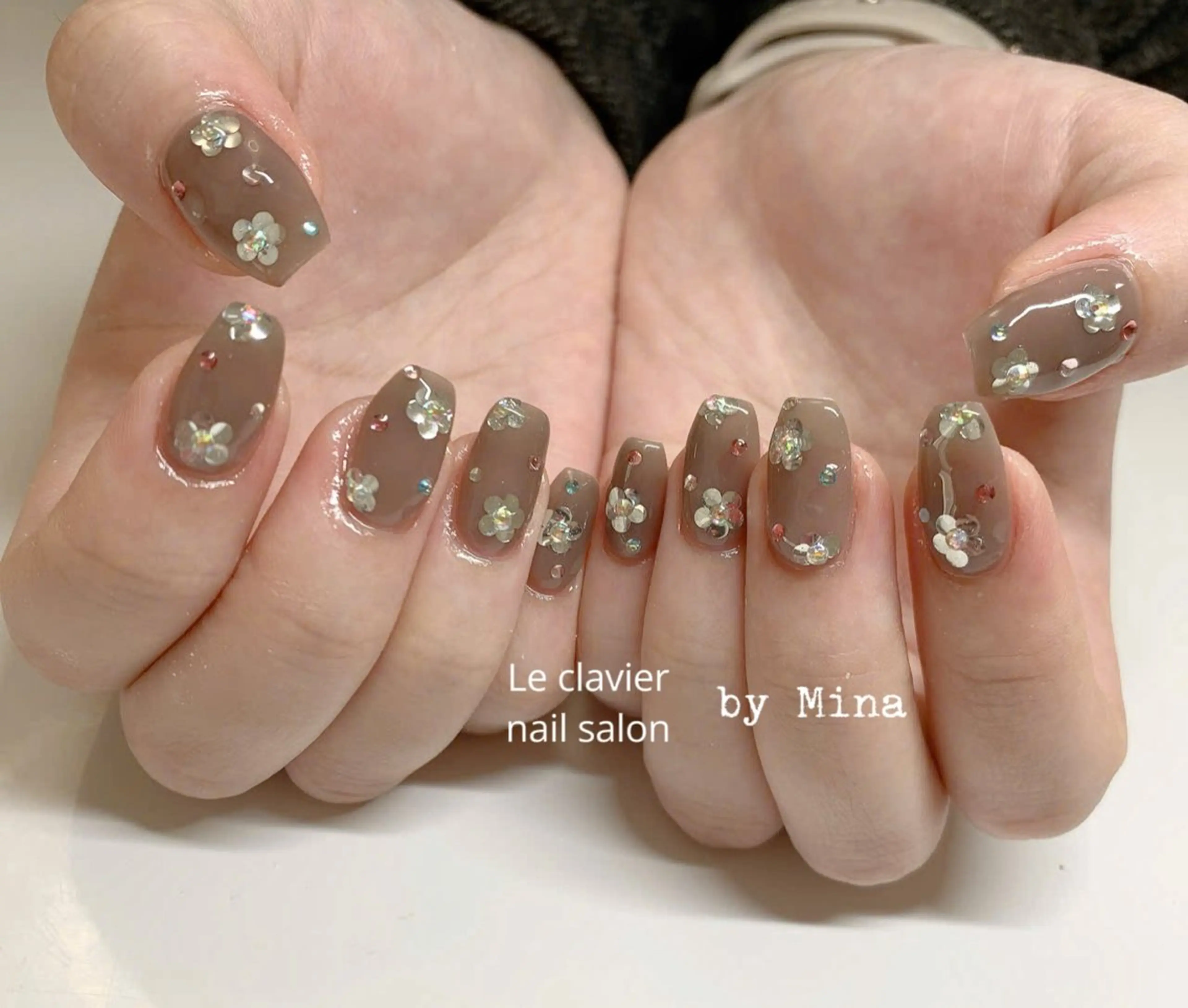 ネイル アートネイル 長さ出し ジェルネイル パラジェル スカルプネイル ハンドネイル ハンドケア Mina Nailのネイルデザイン