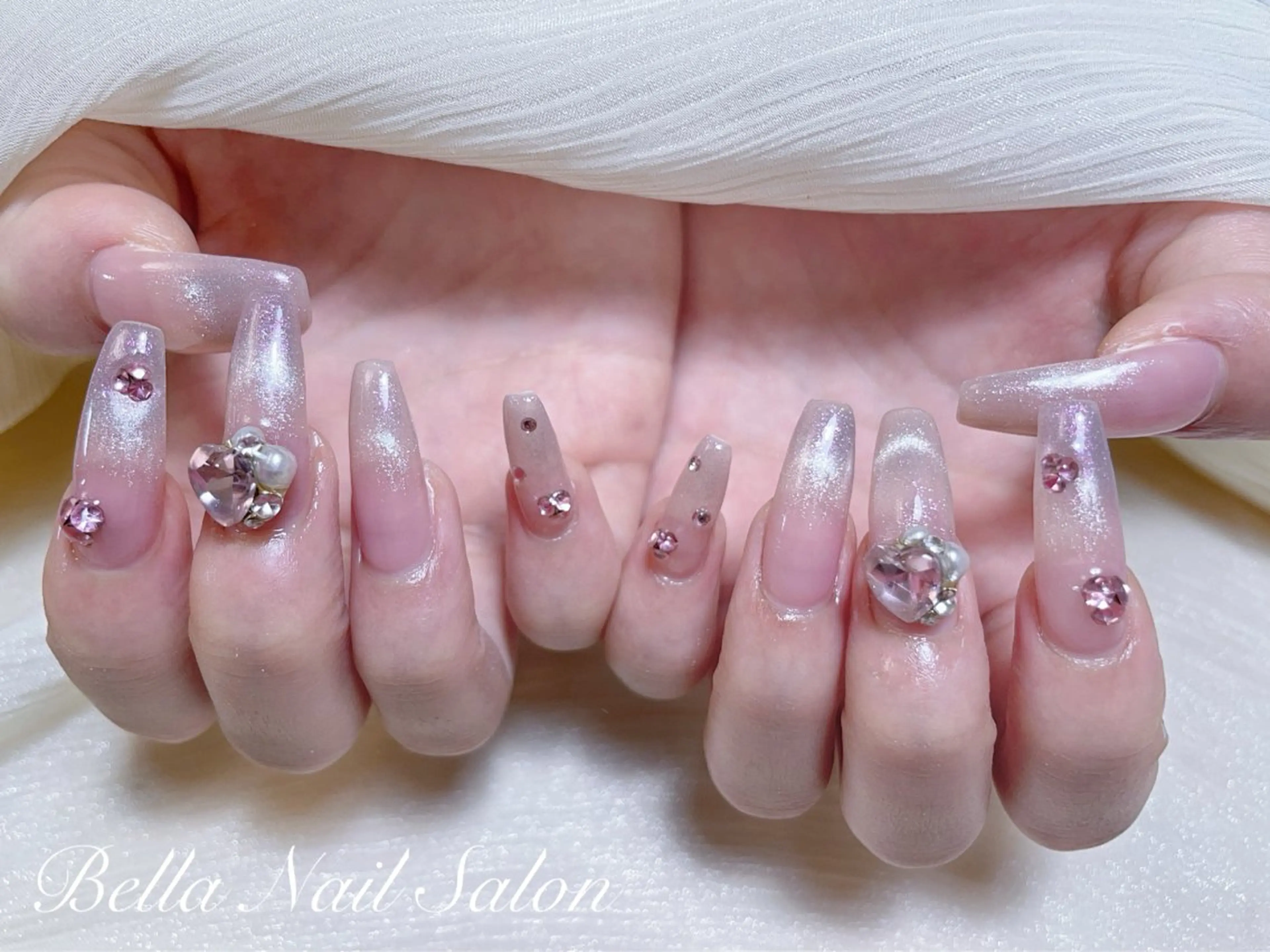 ネイル ハンドネイル Bella Nail Salonパラジェルのネイルデザイン