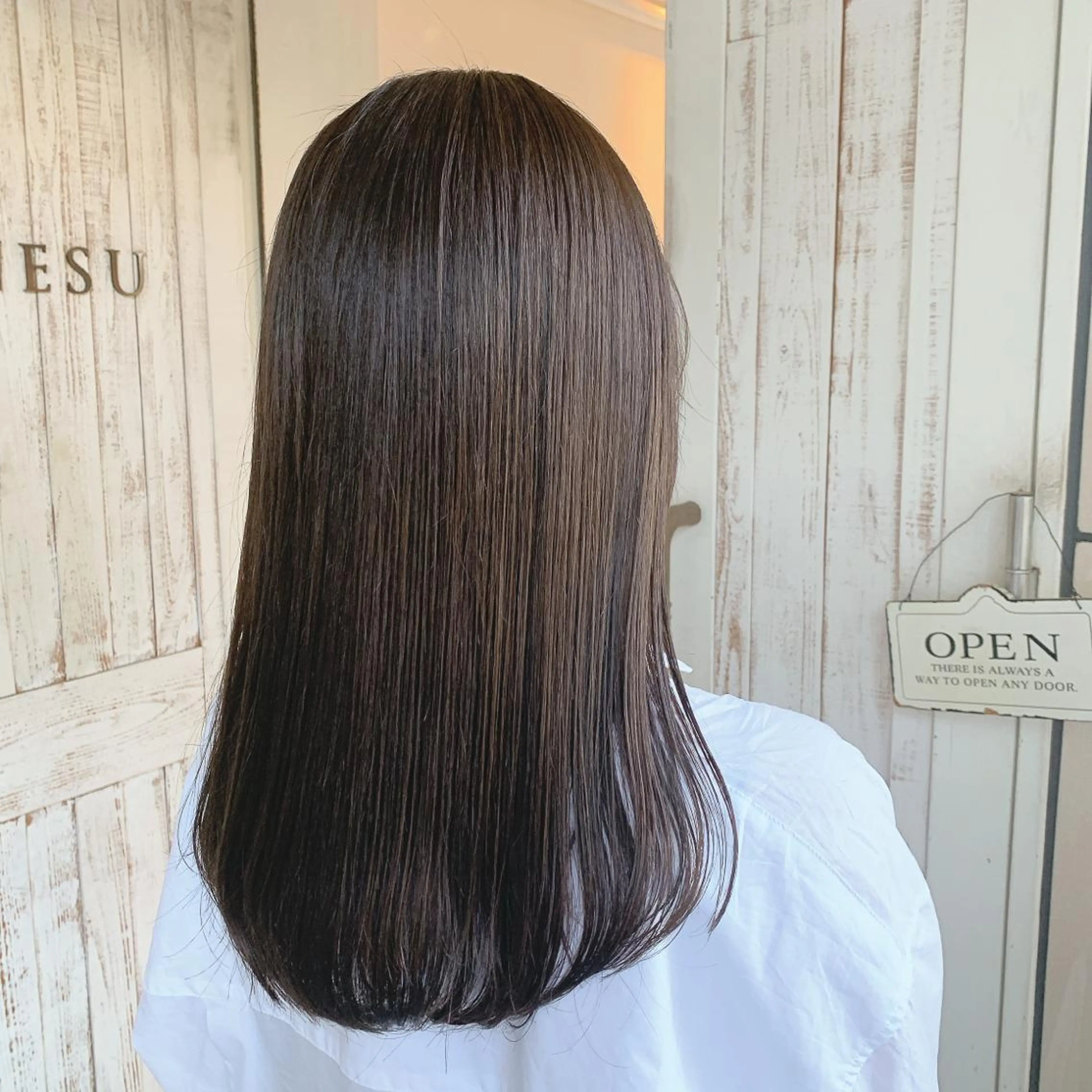 ミニモ限定30%off‼️カット➕ナチュラルストレートの写真