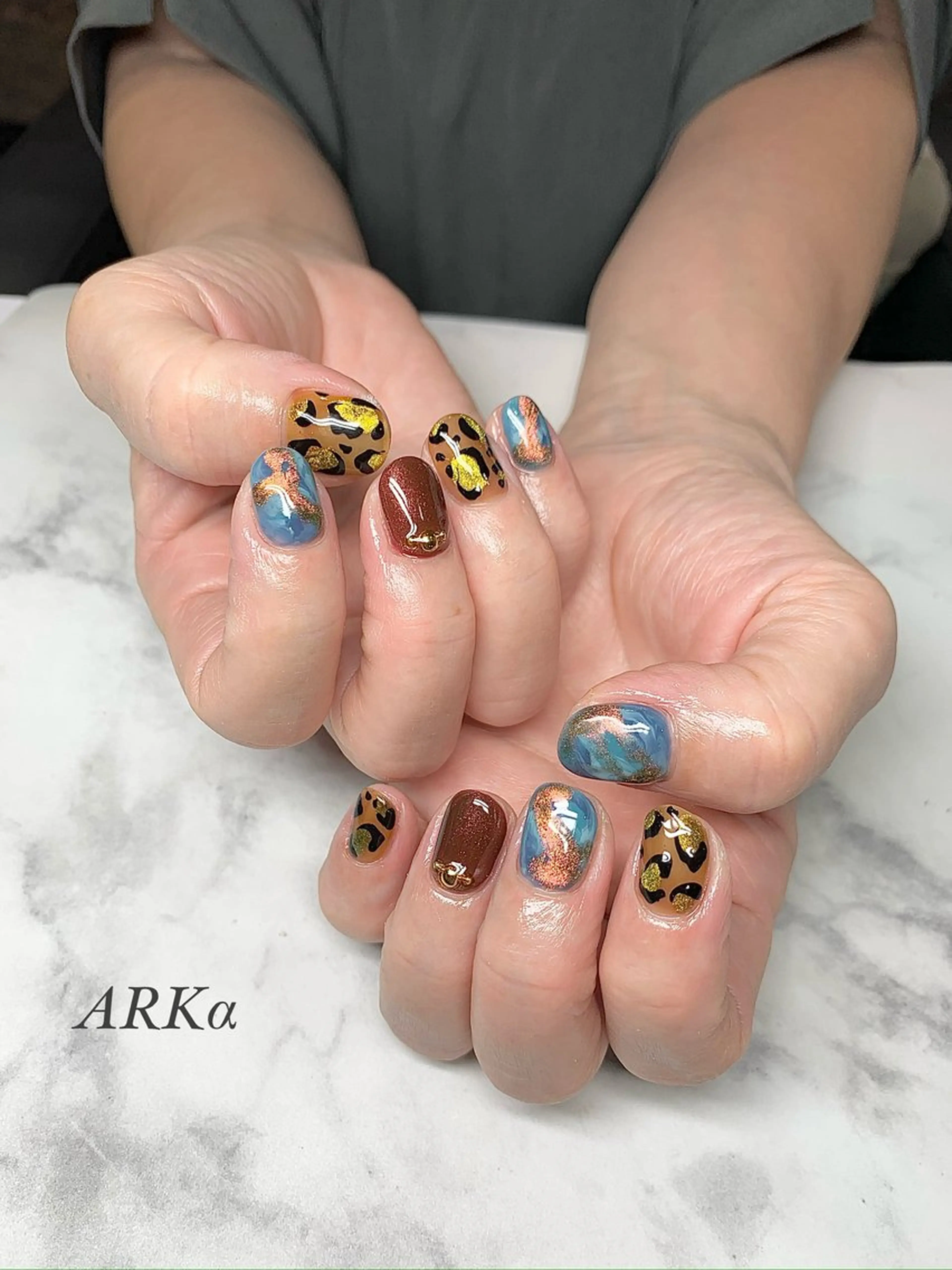 ネイル マグネットネイル ハンドネイル Nailsalon ARKαのネイルデザイン