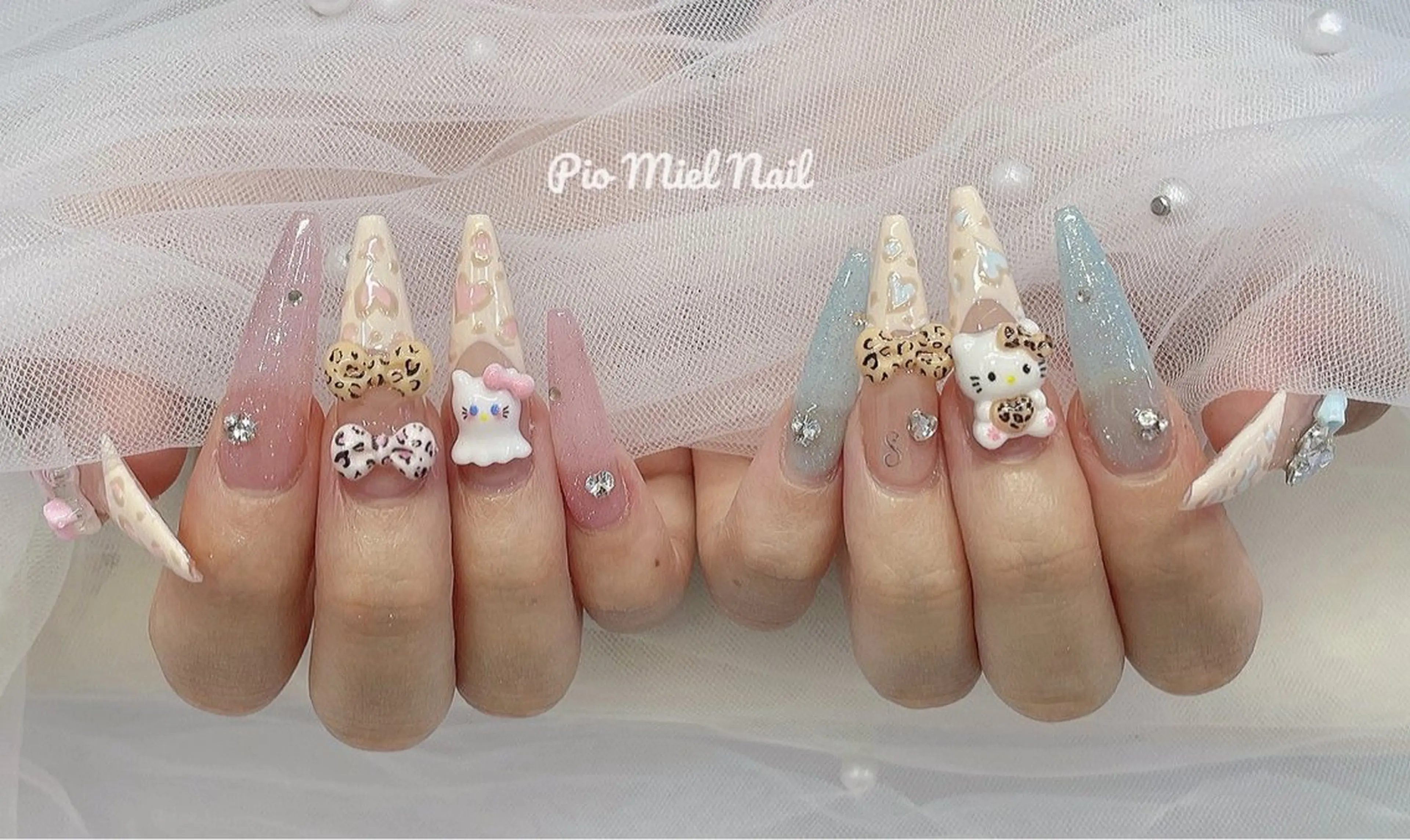 ロング Pio Mielのネイルデザイン