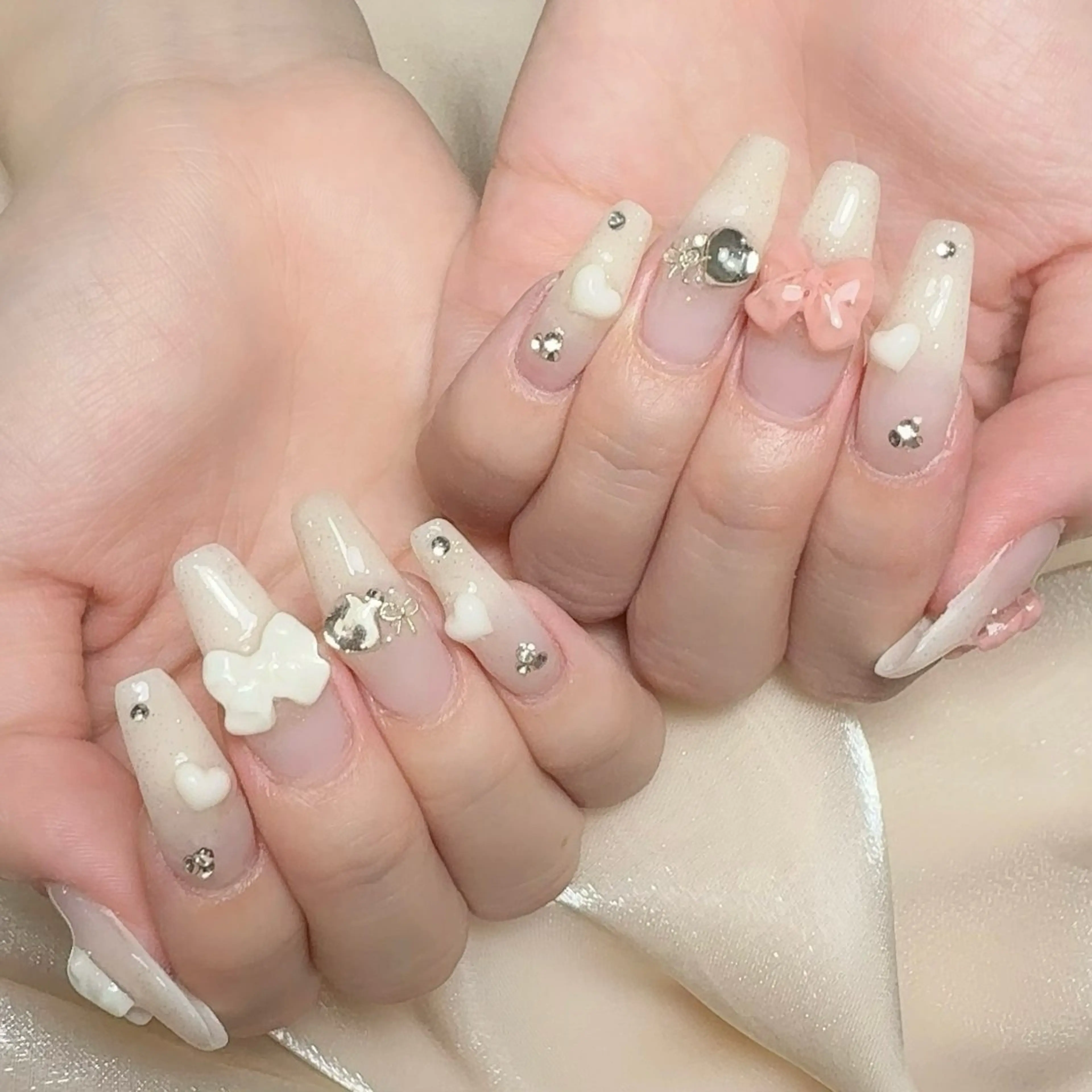 ネイル 持ち込み NAILサロン 木にいるのネイルデザイン