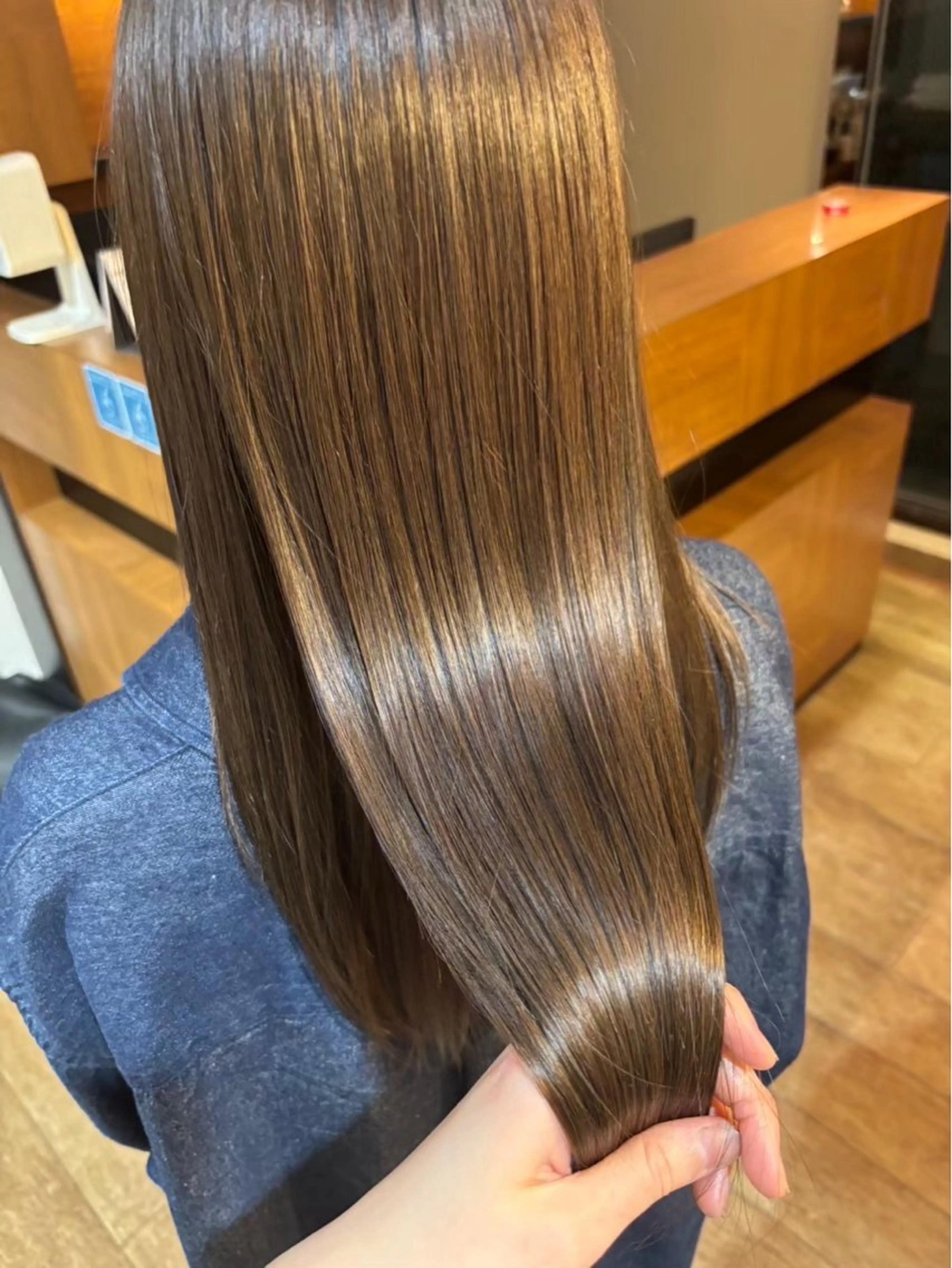 ロング カラー ヘアカラー トリートメント Nuuds所属・カトウ フウカのヘアスタイル