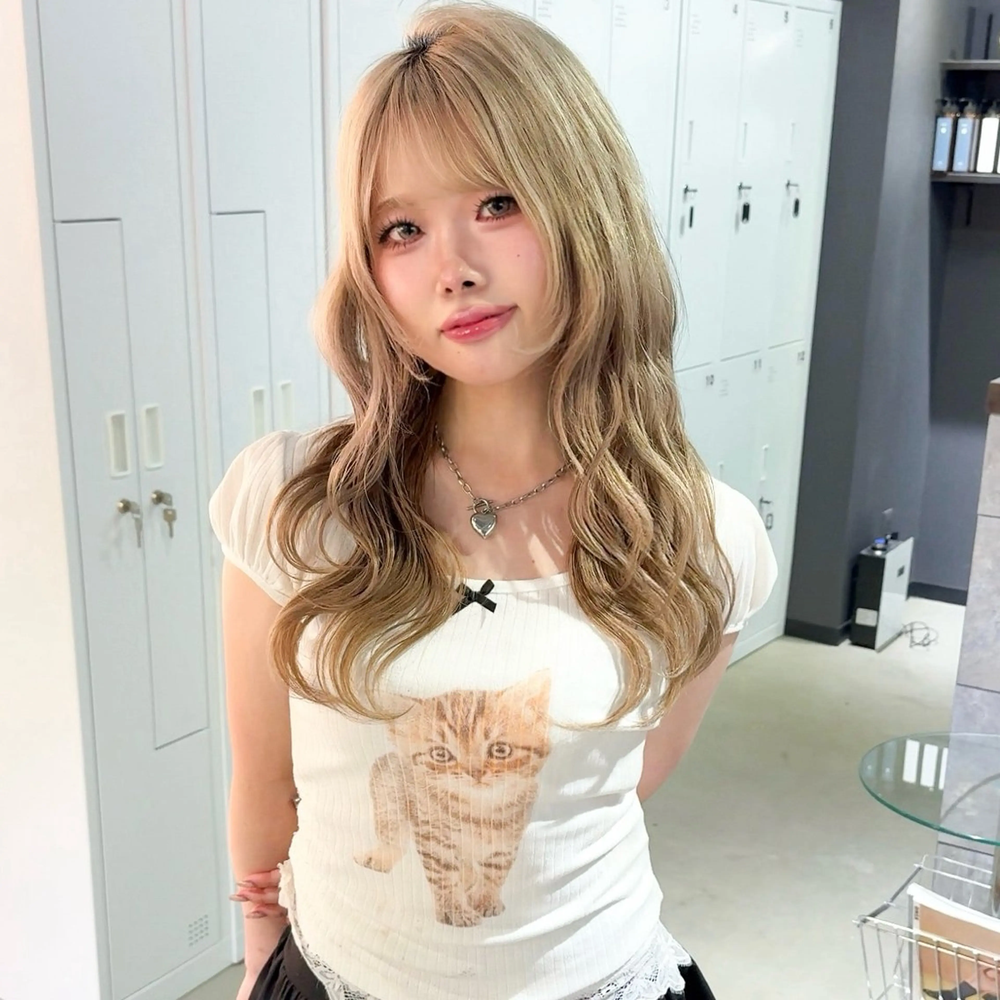 ロング カラー ベージュカラー ミルクティーベージュ レイヤーカット ヘアカラー トリートメント 🎀ミルクティー/暖 色×レイヤー/マリアのヘアスタイル