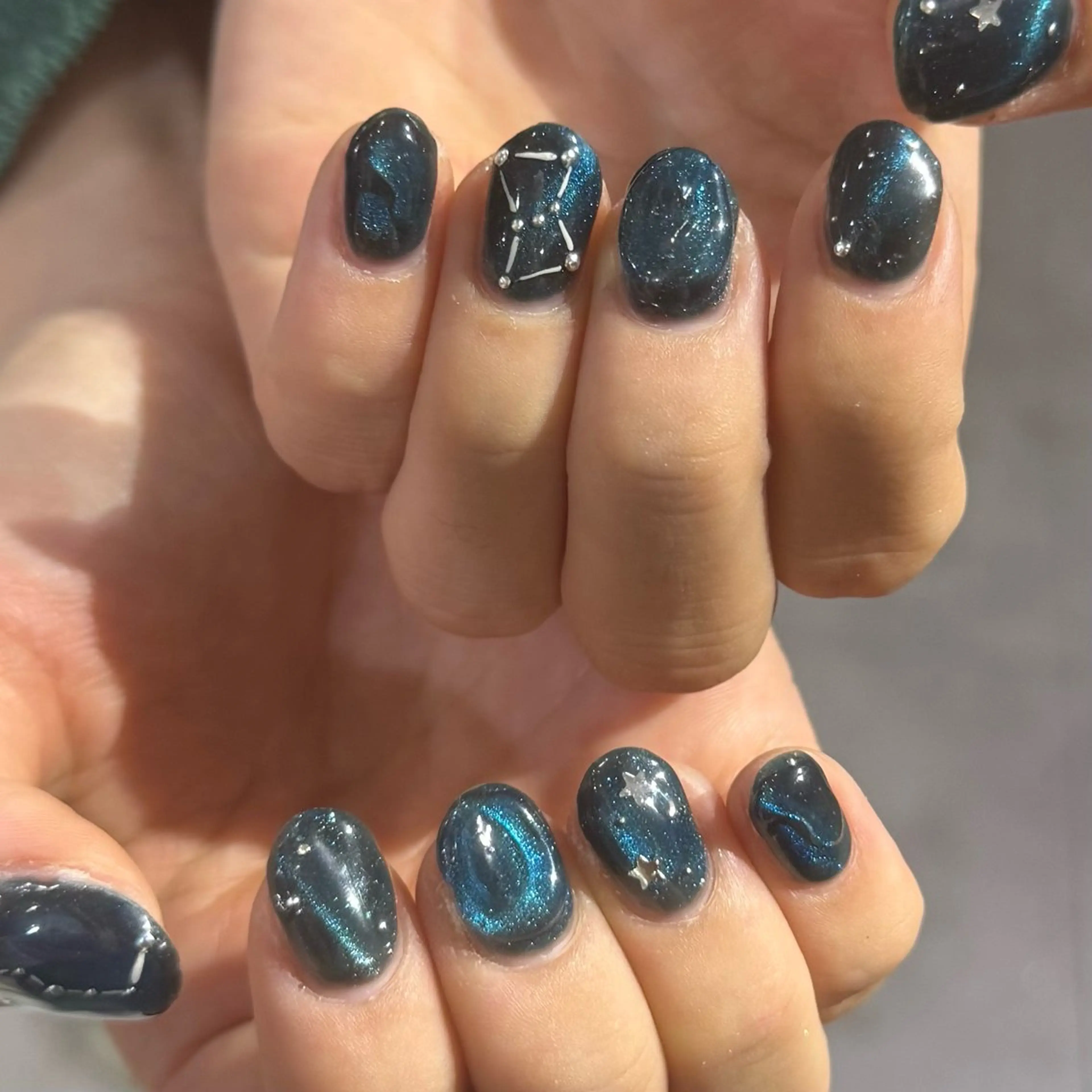 ショート 小川 柚香のネイルデザイン