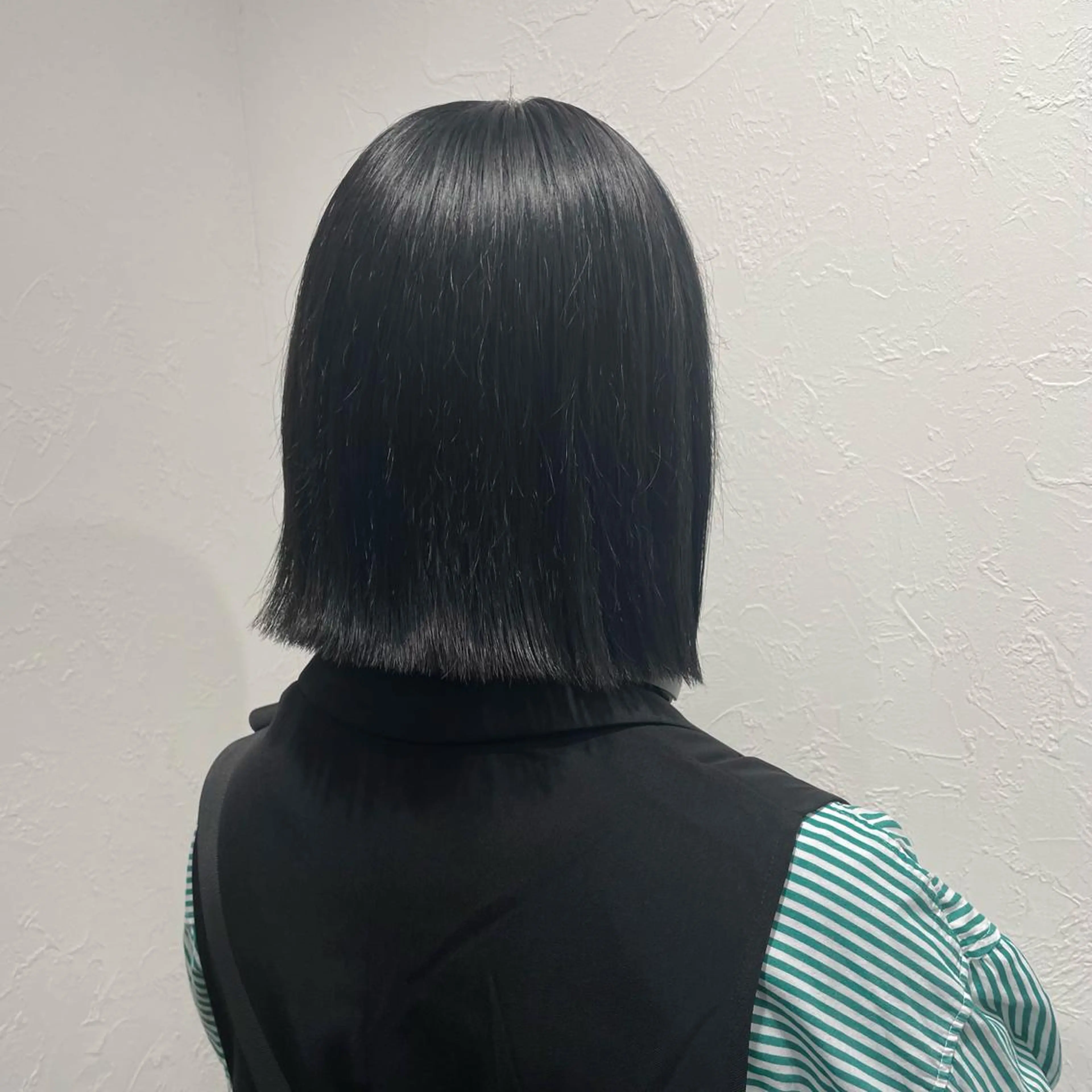 ミディアム カラー shiho .のヘアスタイル