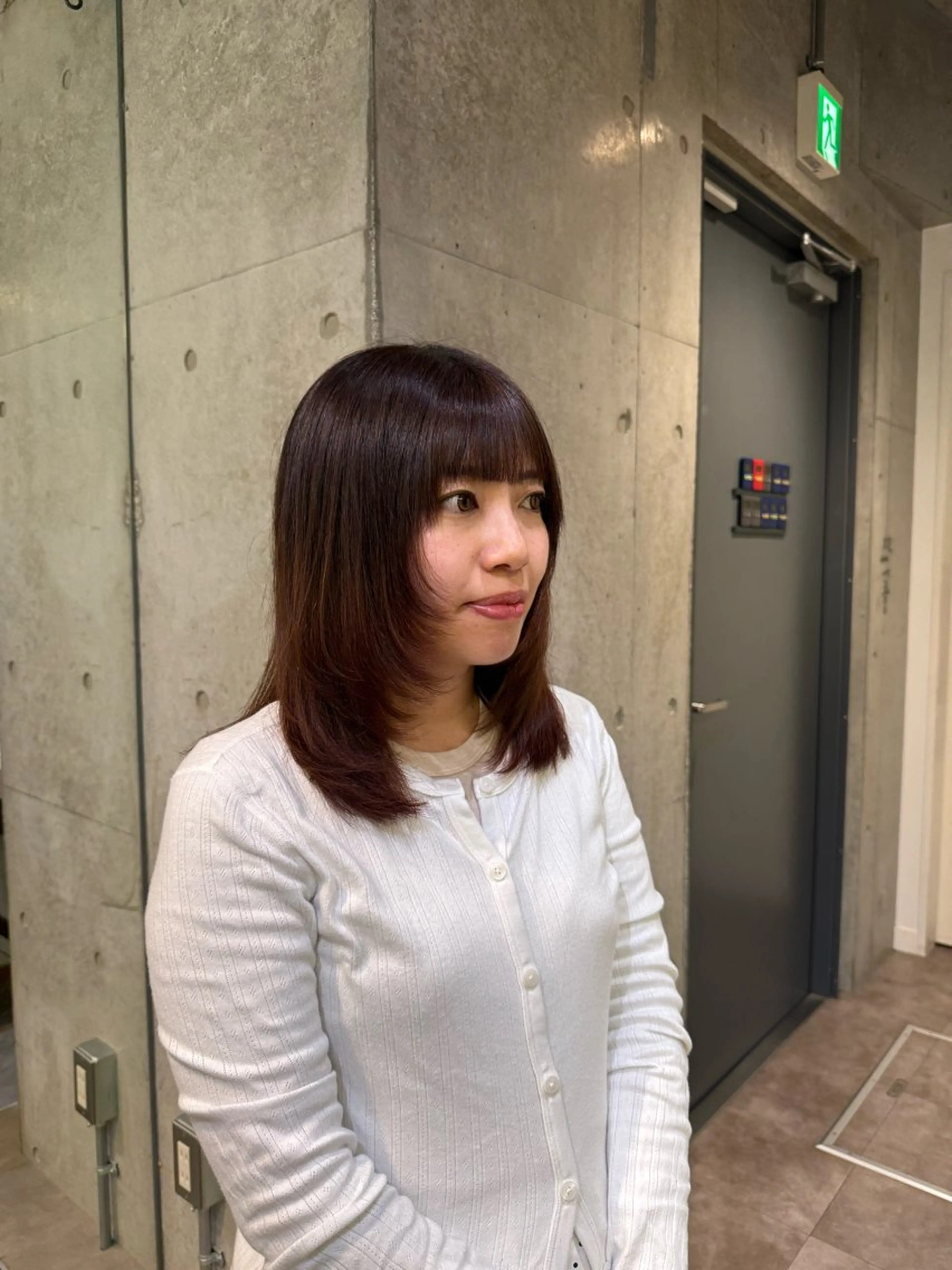 ミディアム レイヤーカット カット トリートメント ヘッドスパ ヘアセット 艶カラー/レイヤー/ 顔周り/ゆな🕊️のヘアスタイル