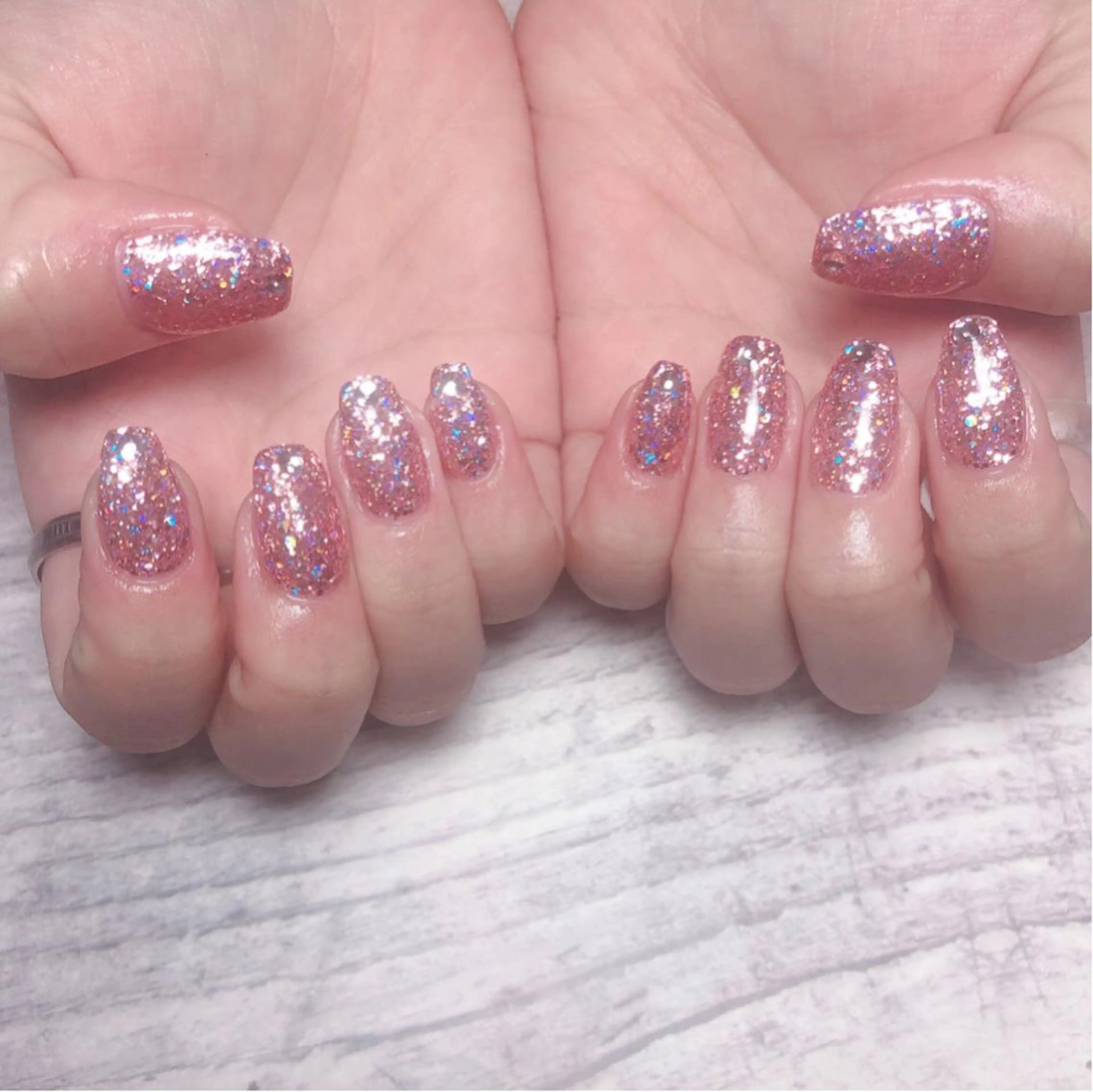 ネイル ストーンネイル DollyGirl KYOKOのネイルデザイン