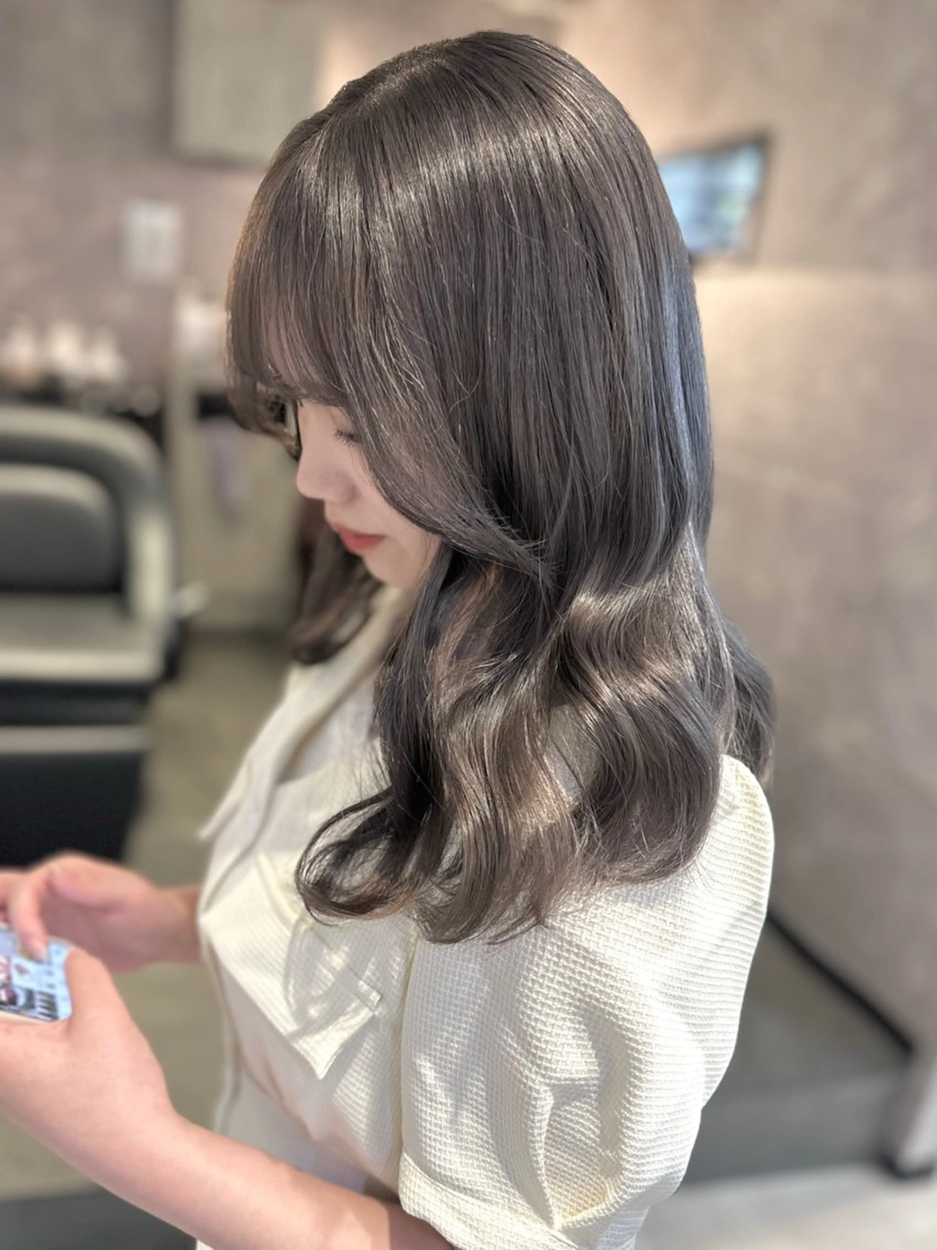 セミロング カラー ベージュカラー ブリーチ ケアブリーチ ミルクティーベージュ ピンクカラー 🦋高瀬寛菜🦋 韓国/ブリーチのヘアスタイル