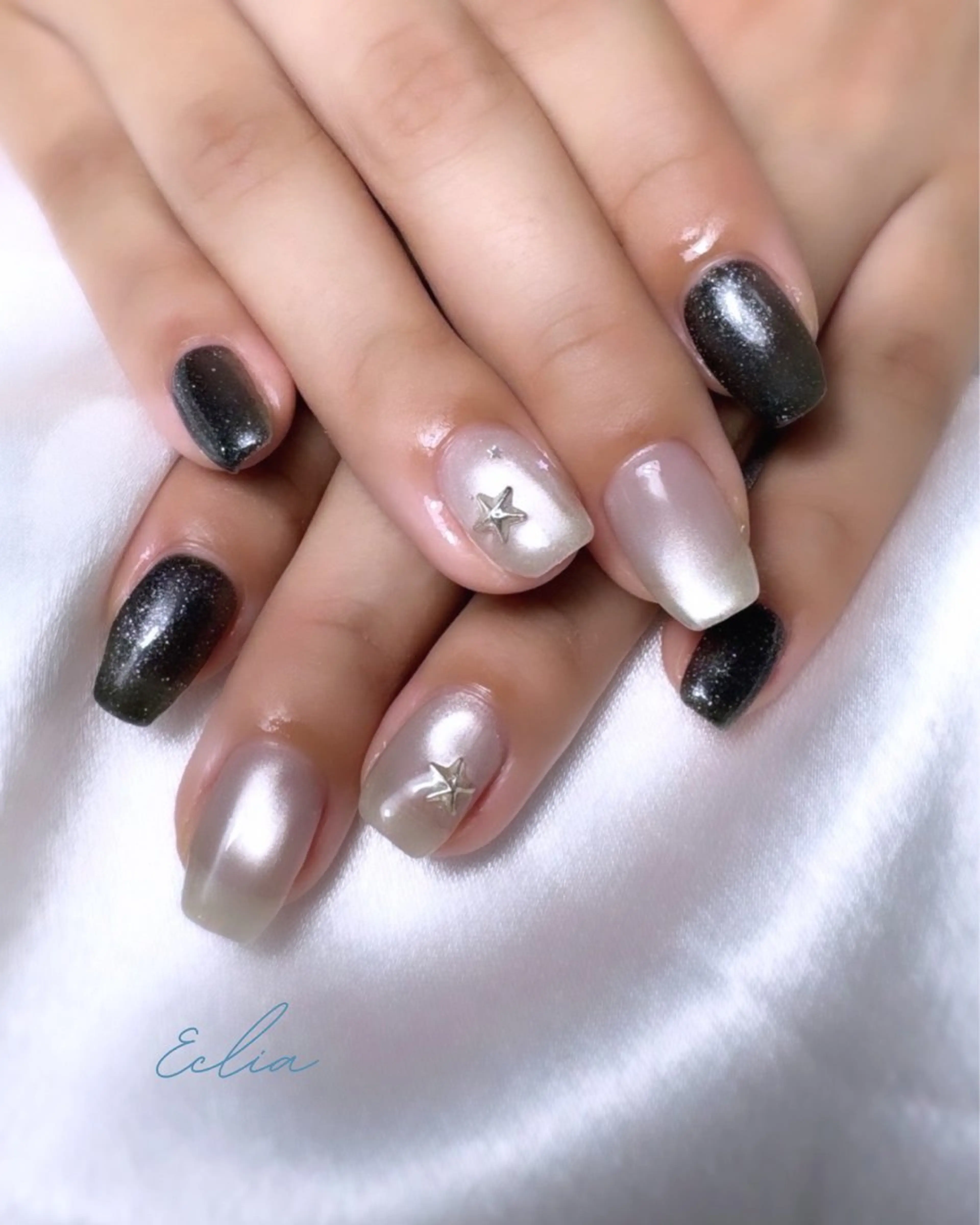 ネイル フラッシュネイル マグネットネイル ホワイト ハンドネイル nailsalon Ecliaのネイルデザイン