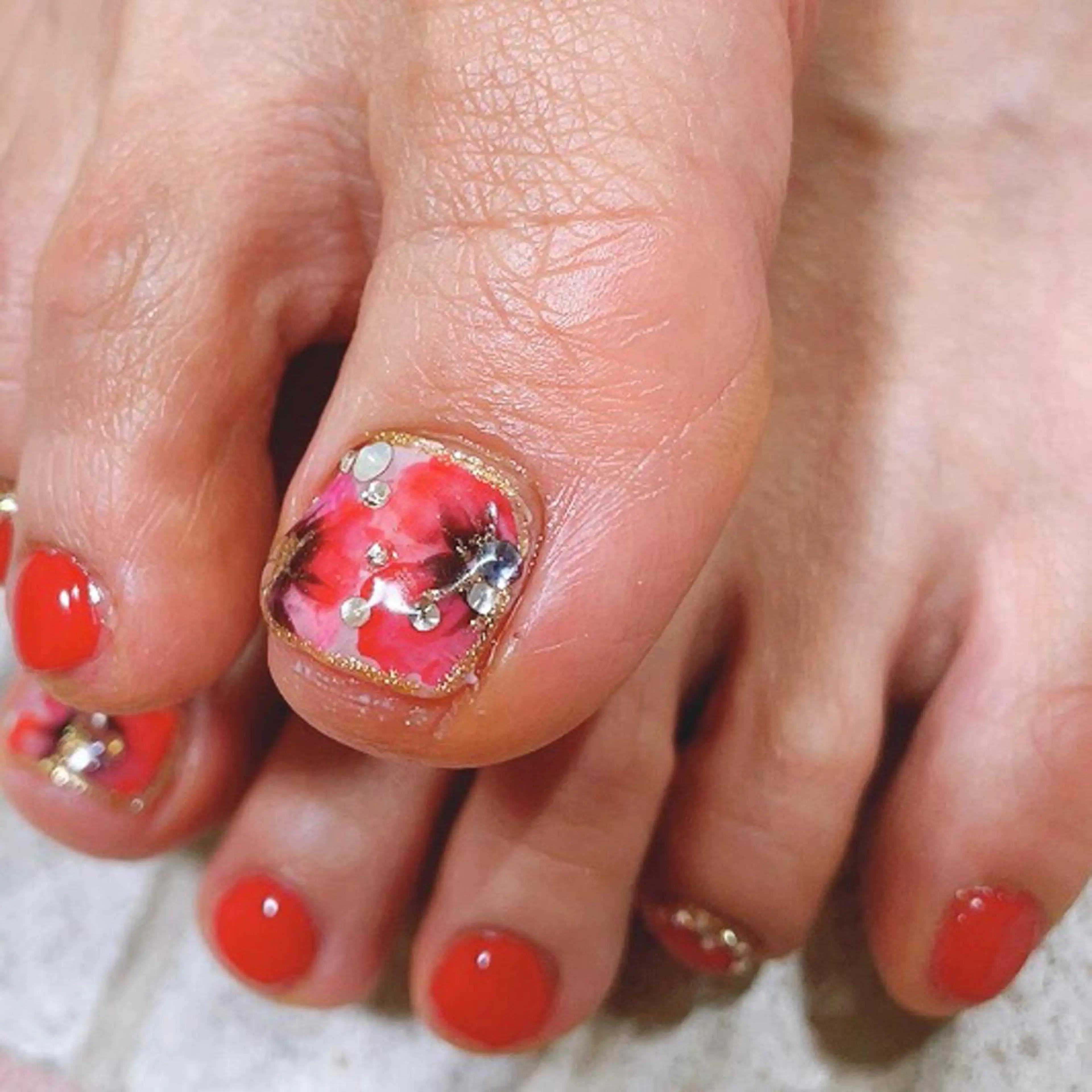 ネイル フットネイル 奥園 良恵のネイルデザイン