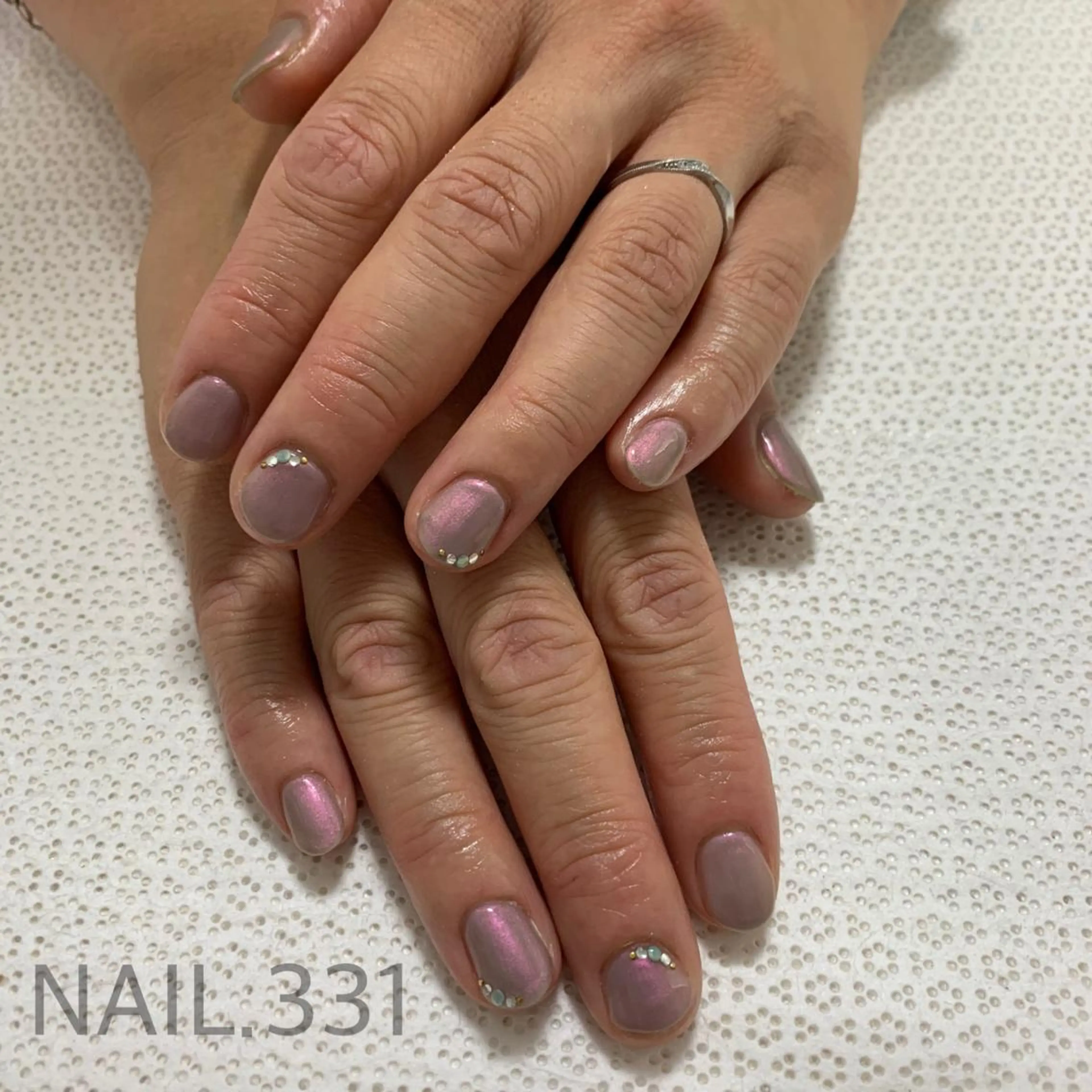 ネイル ハンドネイル Nail 331のネイルデザイン