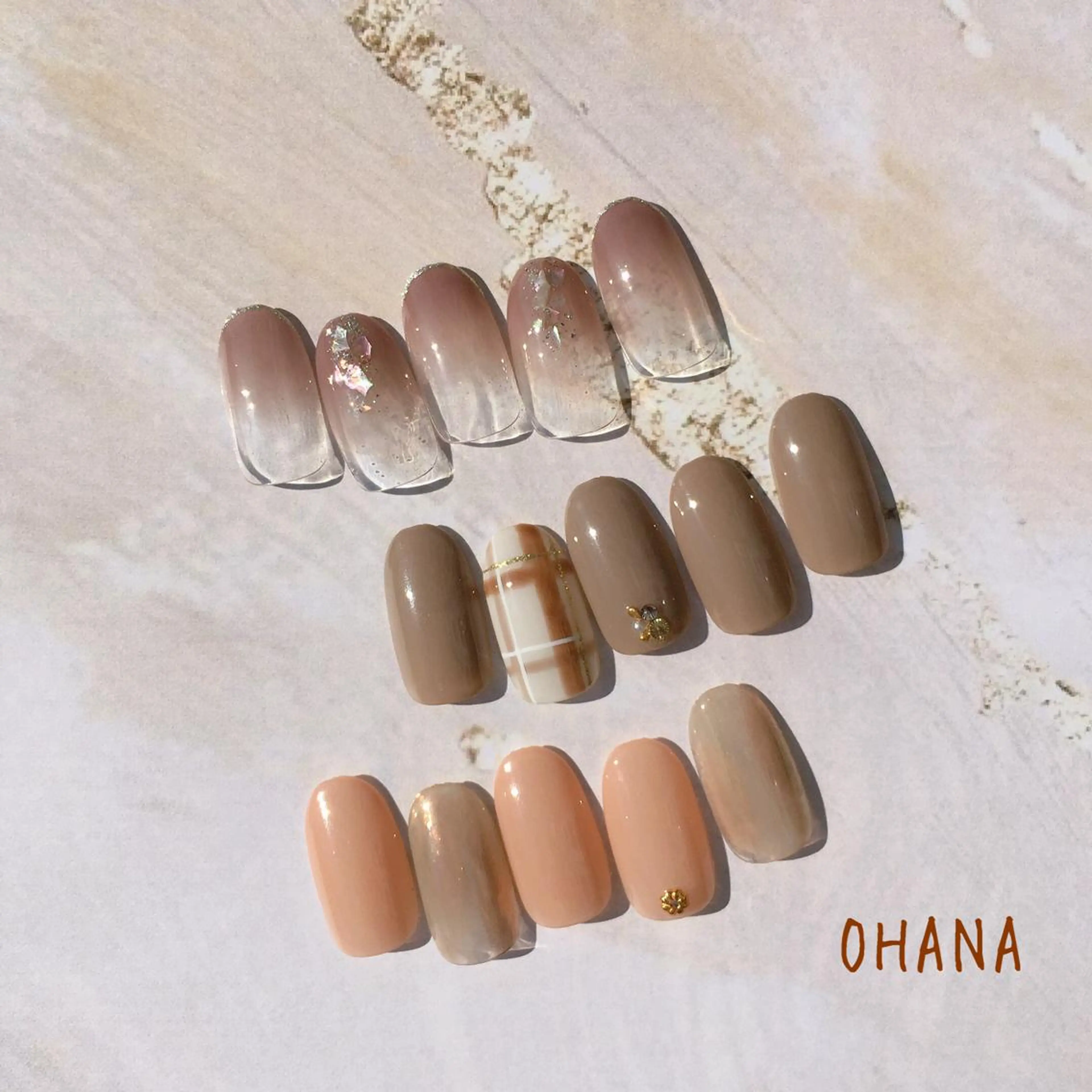 ネイル べっ甲ネイル フットネイル ラメ(グリッター) ラメグラデーション マグネットネイル nailroom OHANA🌴のネイルデザイン