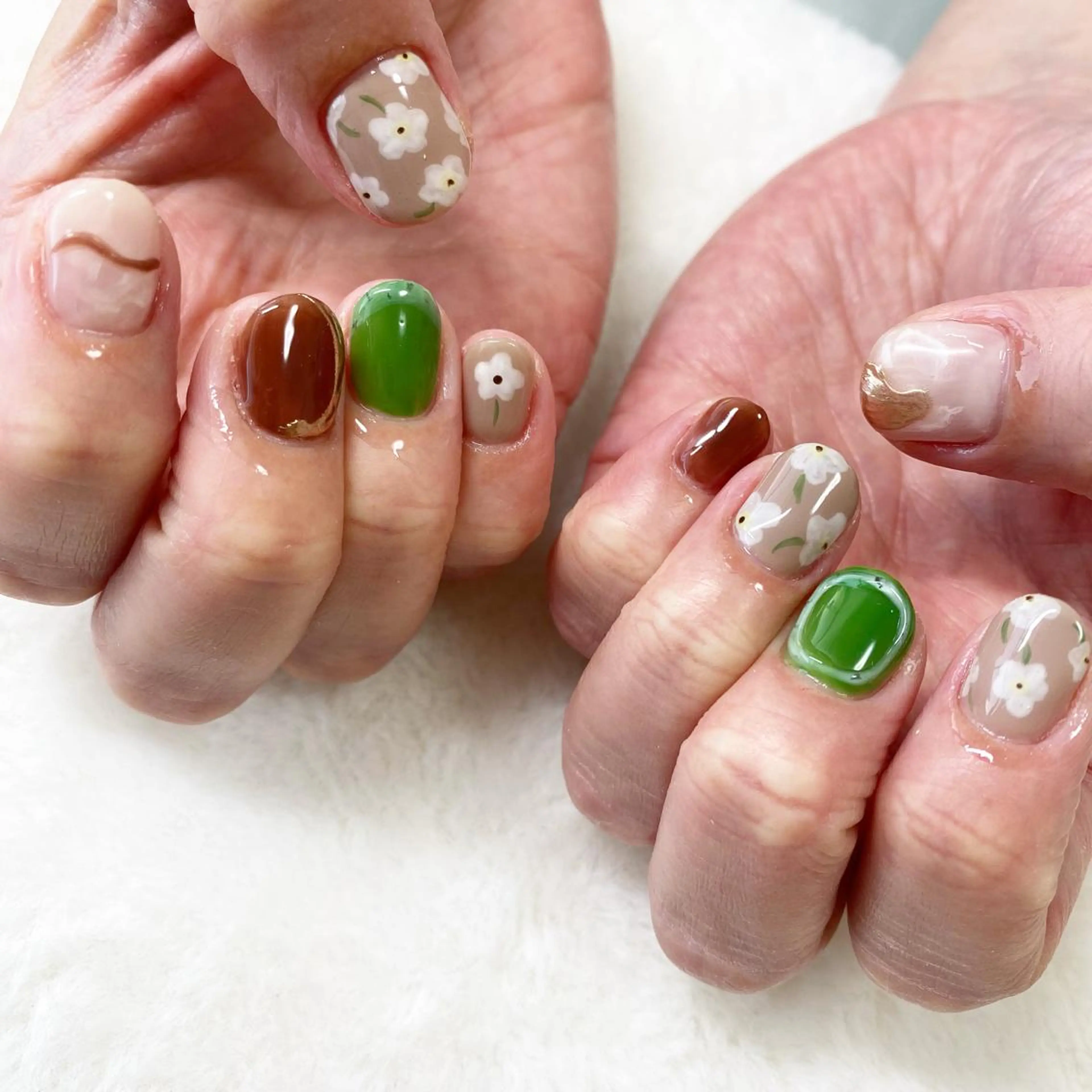 ネイル Laki nailのネイルデザイン