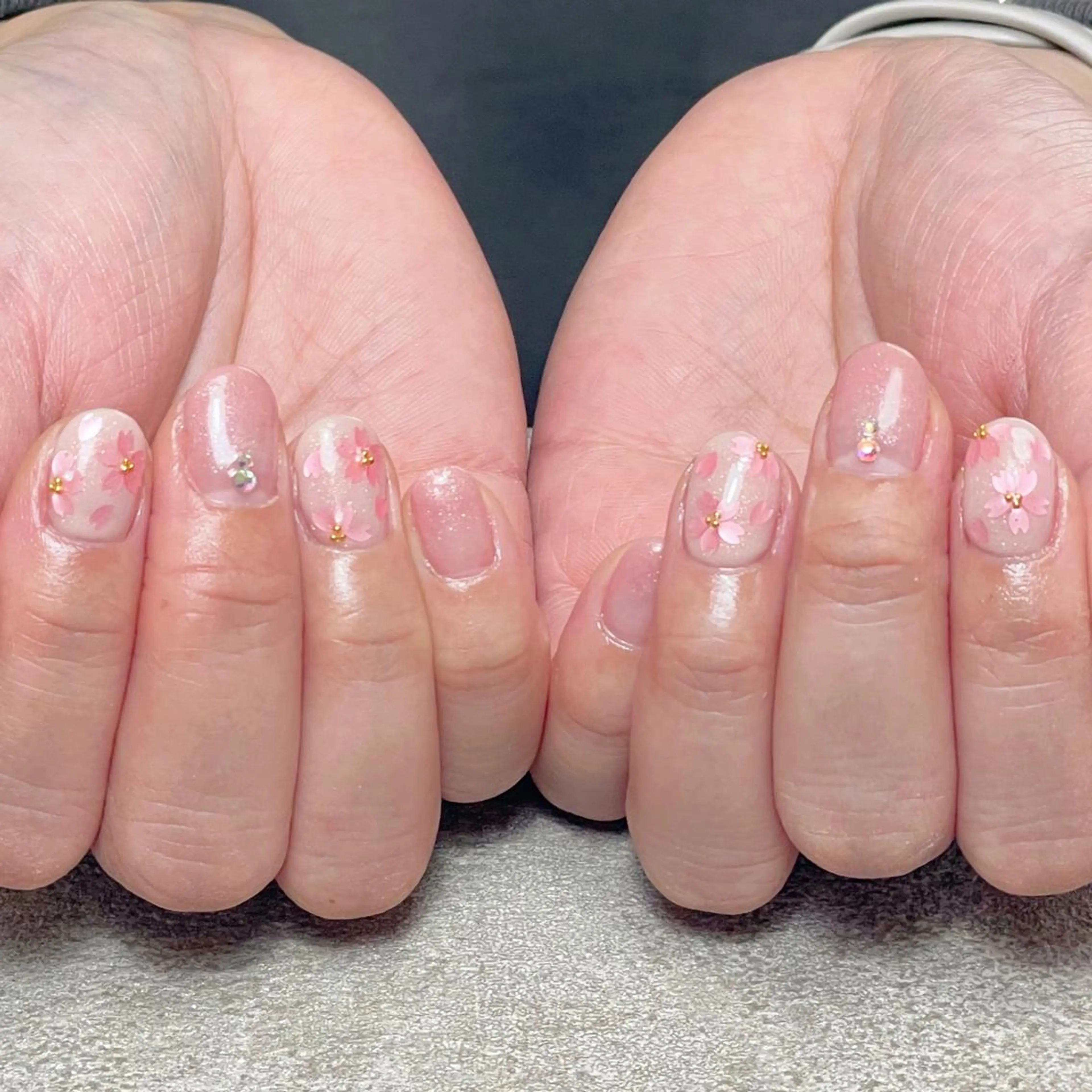 ネイル ハンドネイル nailroom DIASOMNIAのネイルデザイン