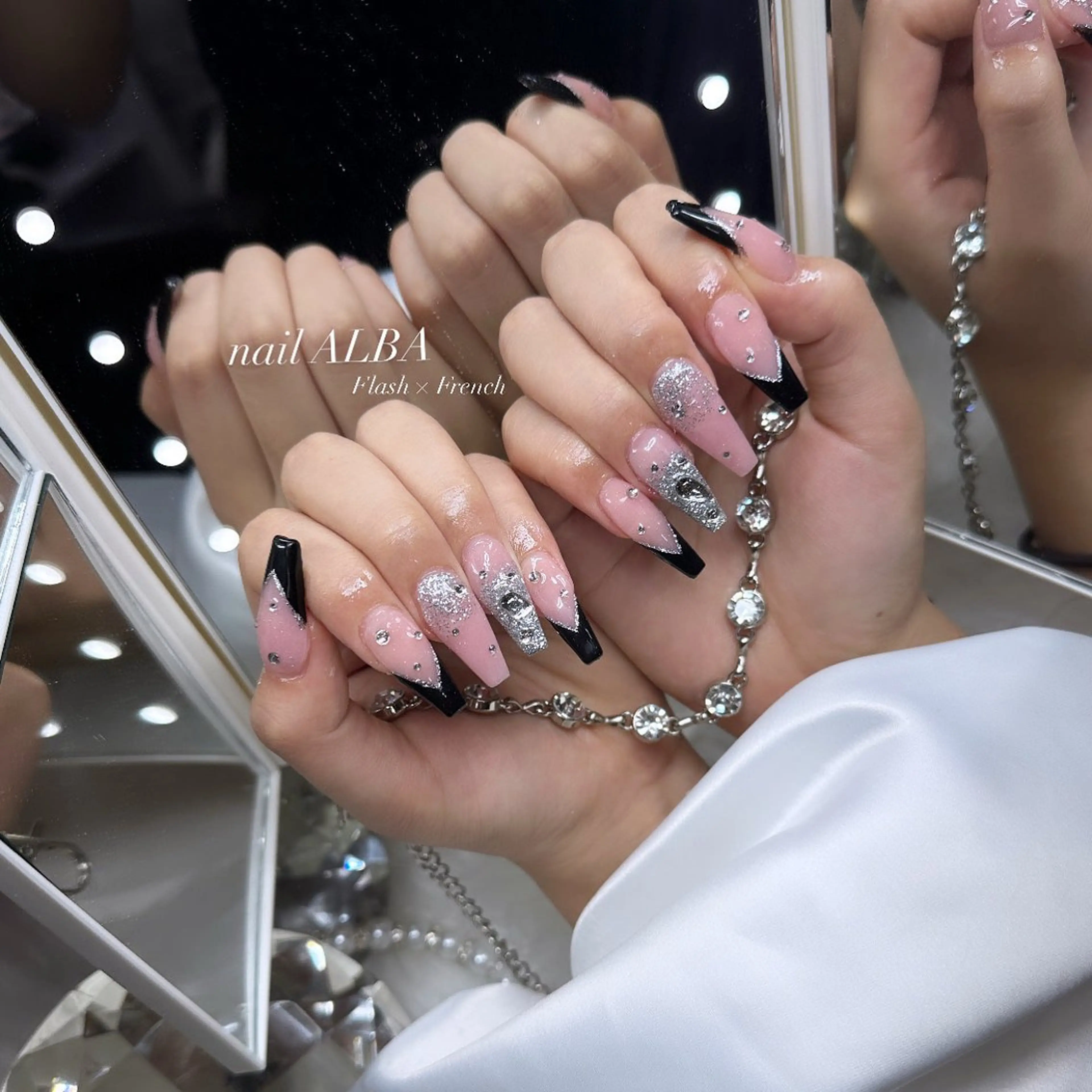 ネイル 加納 莉音のネイルデザイン