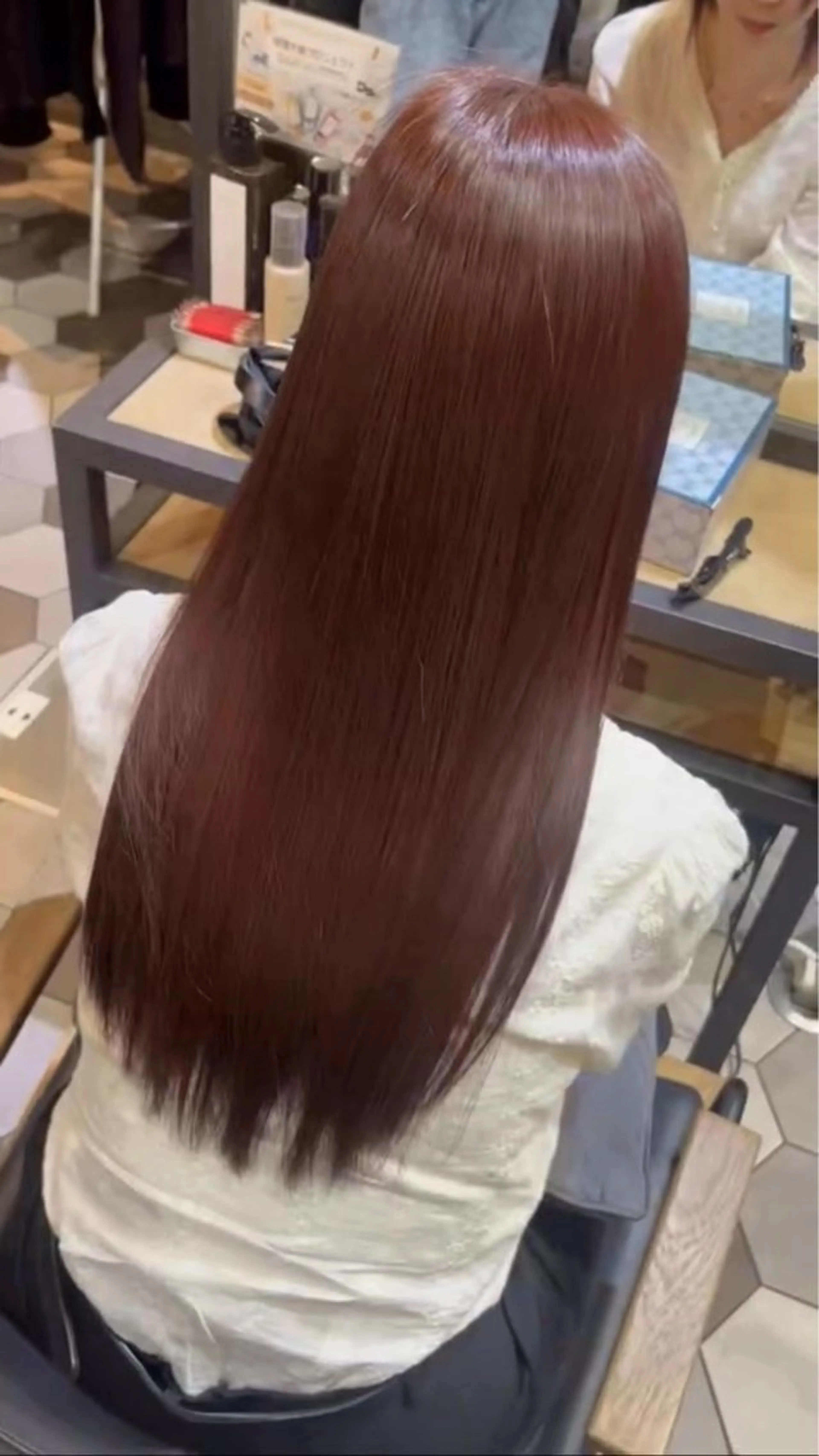 カラー ストンボブ/ 縮毛矯正/岩澤脩太のヘアスタイル