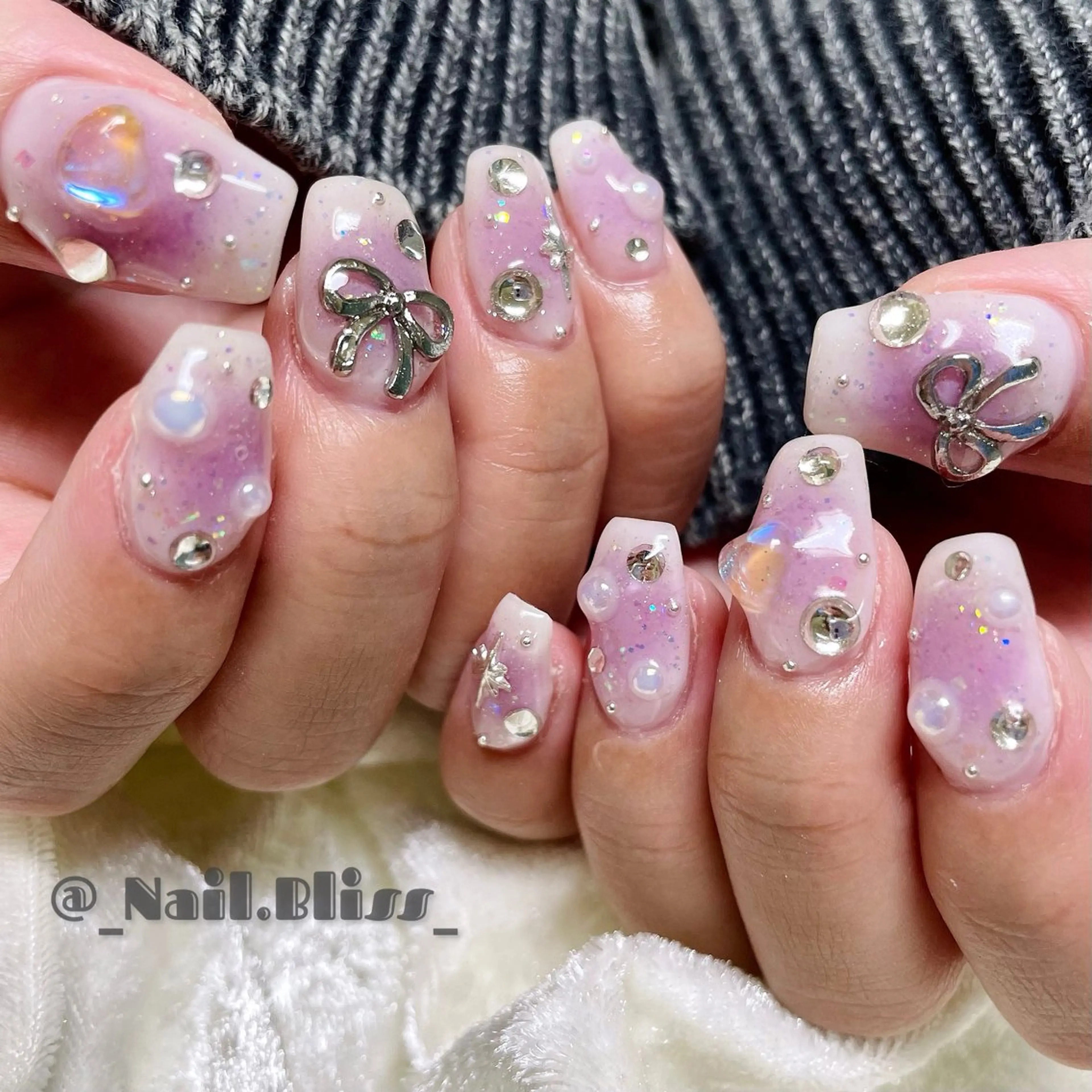 ネイル チークネイル 持ち込み パープル ハンドネイル NAIL BLISSのネイルデザイン