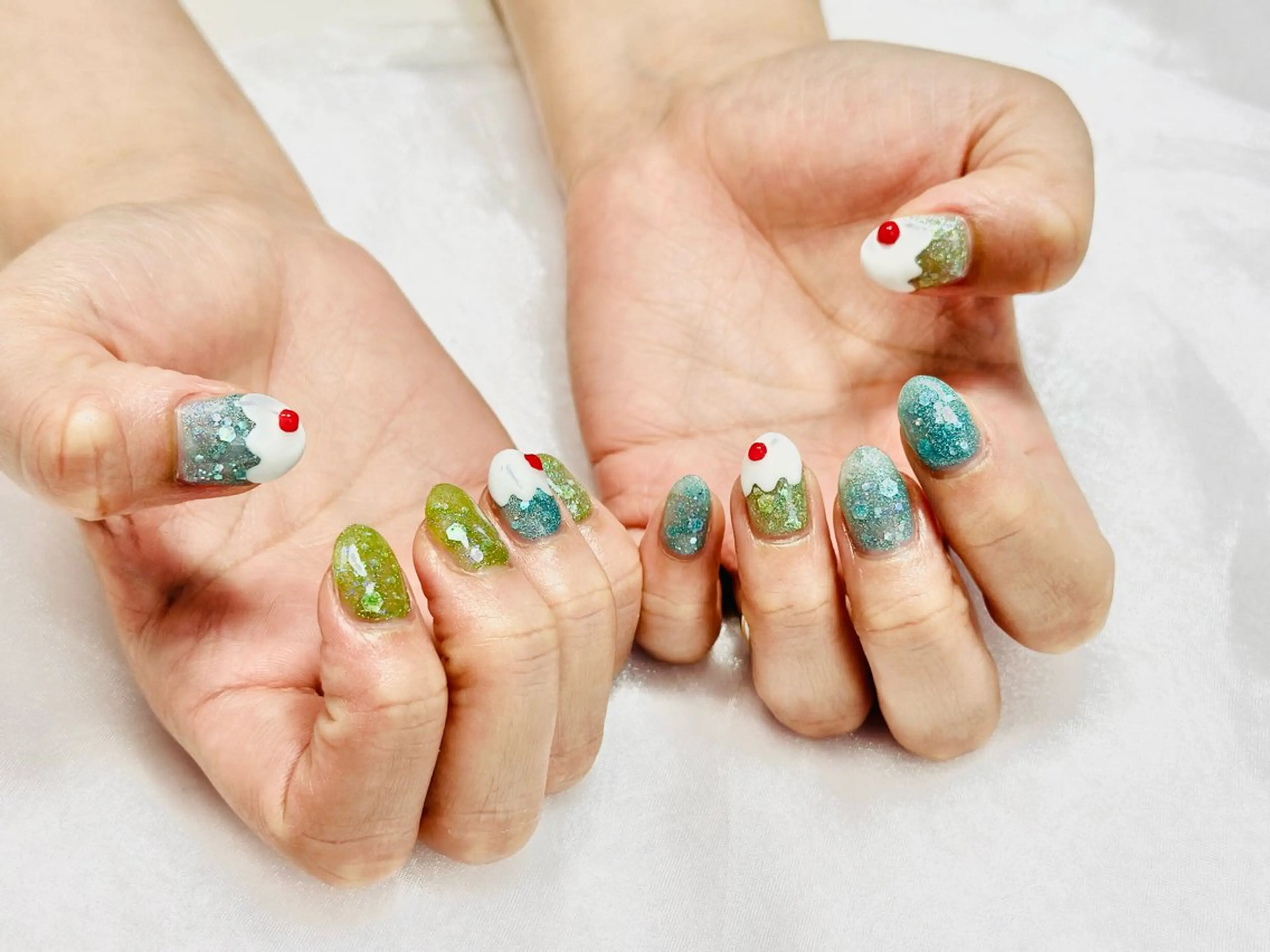 ネイル 持ち込み nailsalon oluoluのネイルデザイン