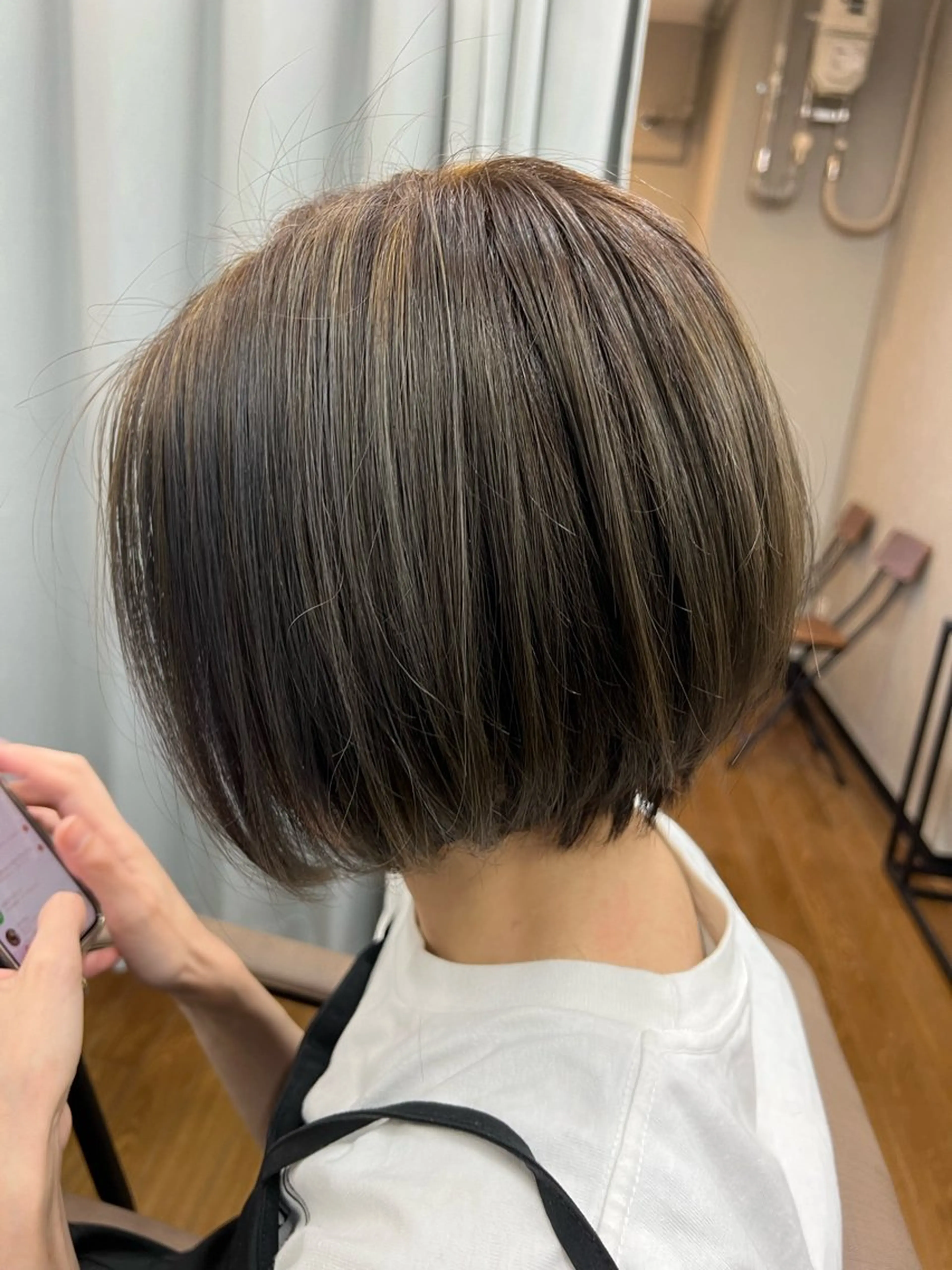 ショート ハイライト カット ヘアカラー TELA HAIR 幕張本郷所属・TELA HAIR 幕張本郷店　千尋のヘアスタイル