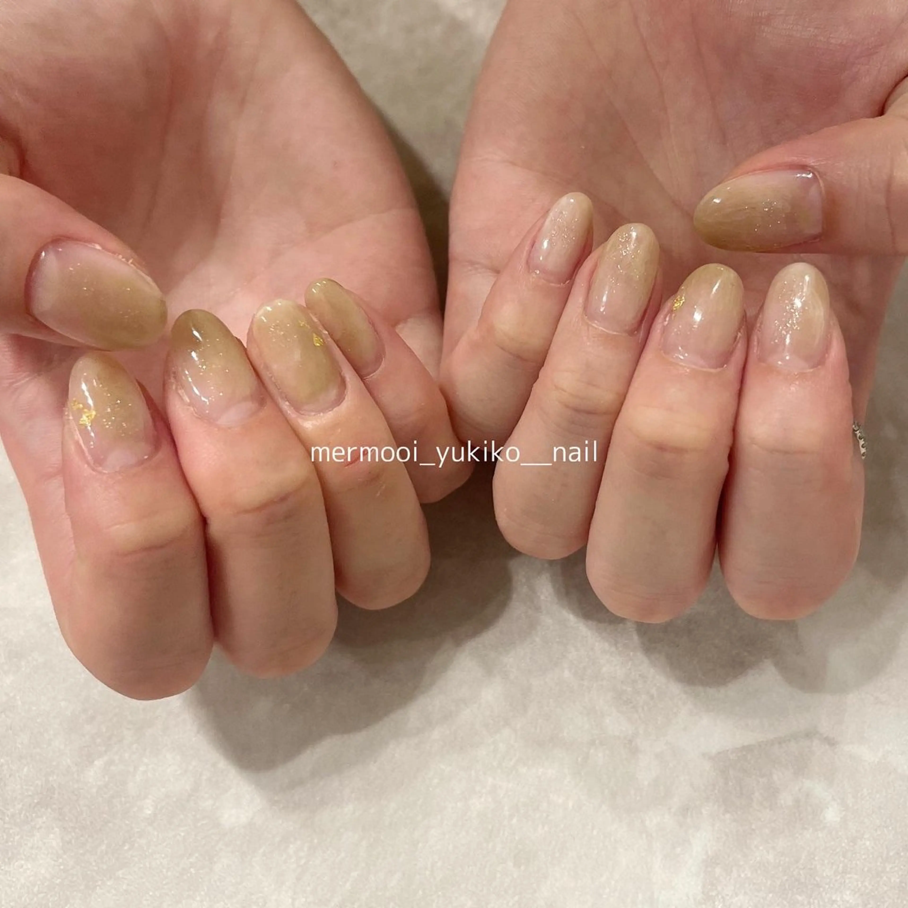 ネイル ジェルネイル ラメ(グリッター) 大理石ネイル(マーブル) ニュアンスネイル オフィスネイル ハンドネイル melumooi nailのネイルデザイン