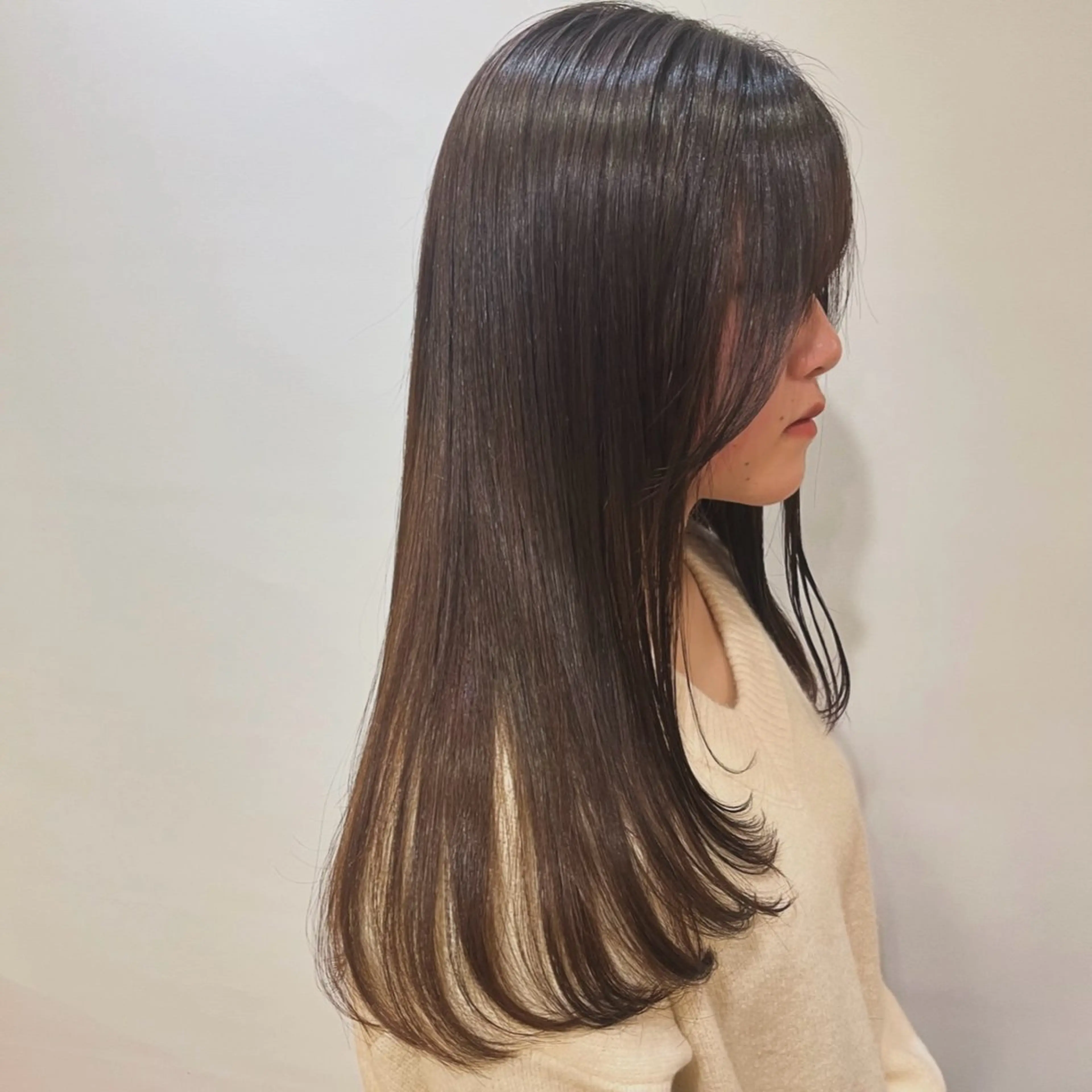 ロング カット 縮毛矯正 CLEOhair RYOHEIのヘアスタイル