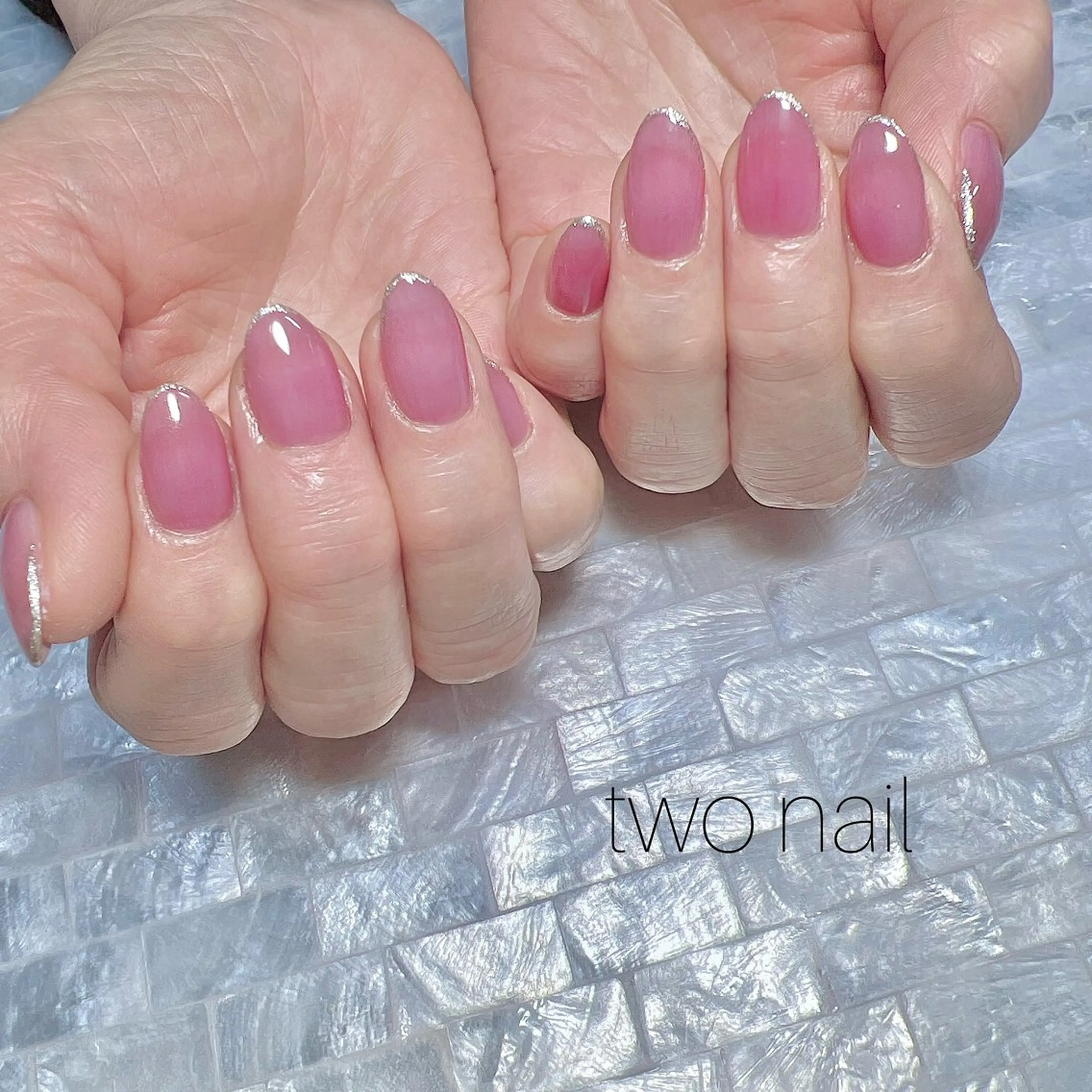 ネイル ネイルチップ ホワイト ハンドネイル two nailのネイルデザイン