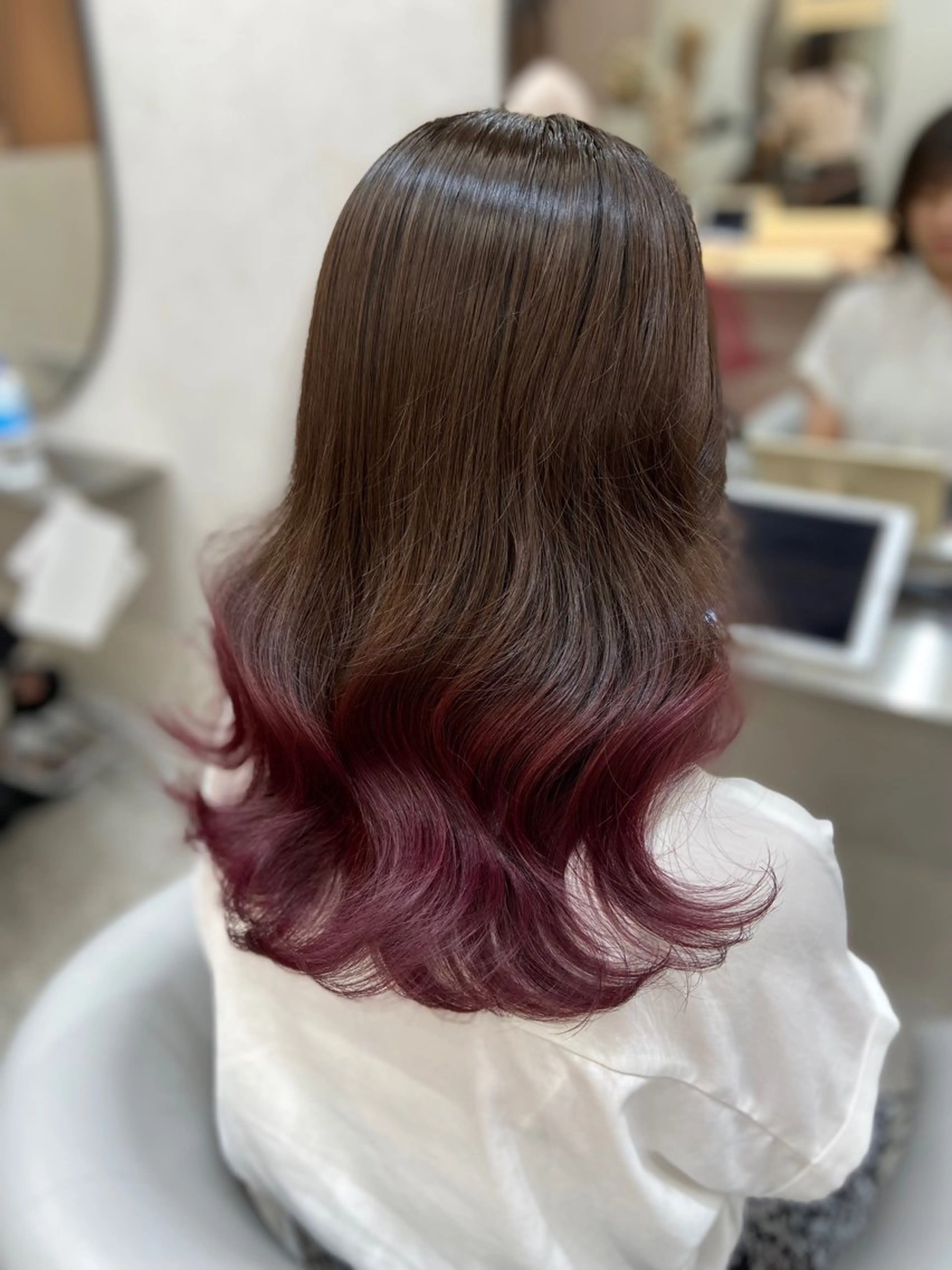 セミロング カラー ブリーチ ケアブリーチ グラデーションカラー ピンクカラー 新宿/韓国ヘア 中明度カラー/かやのヘアスタイル