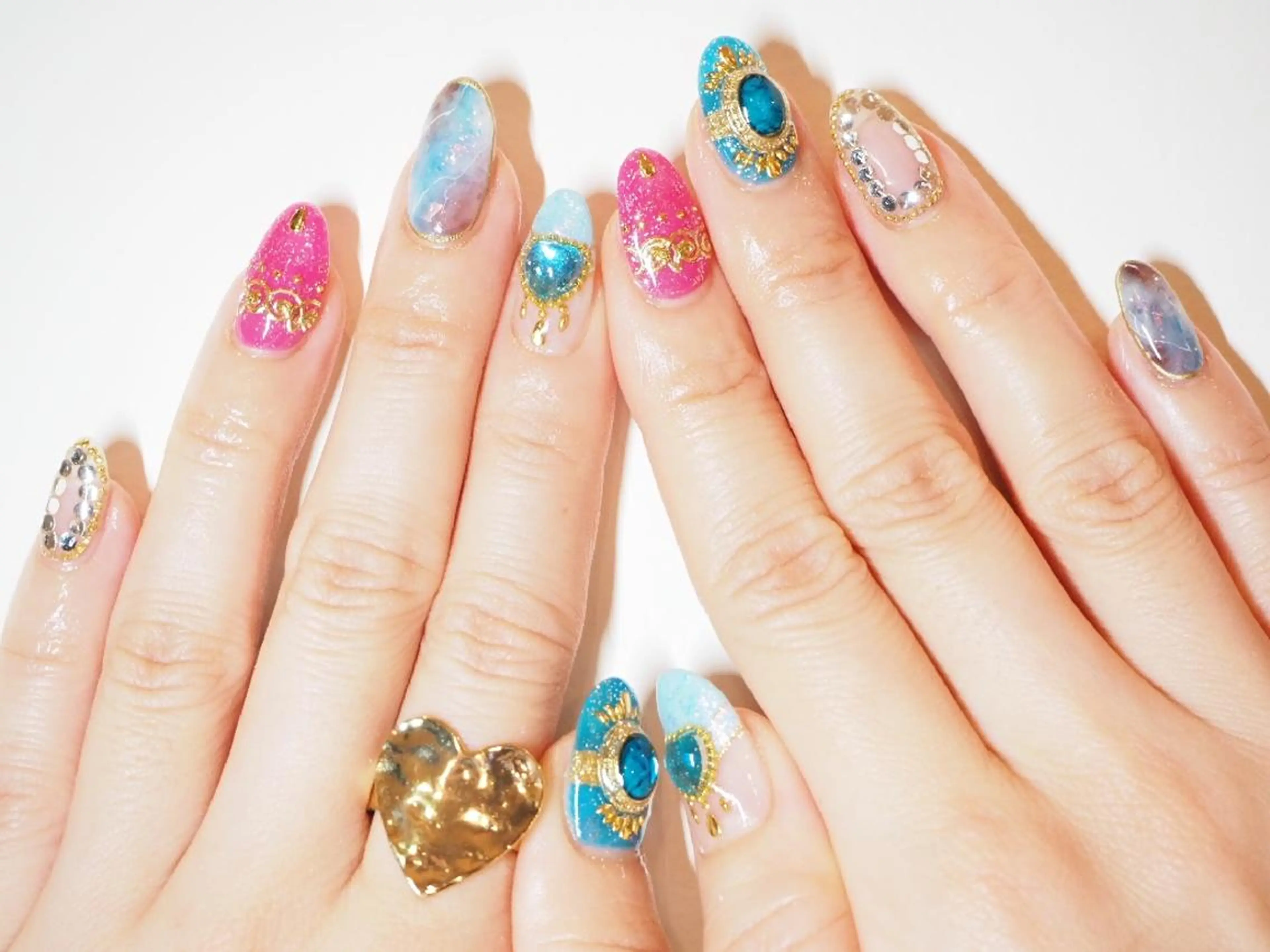 ネイル ConneQt所属・ETHOSENSE. kimikaのネイルデザイン