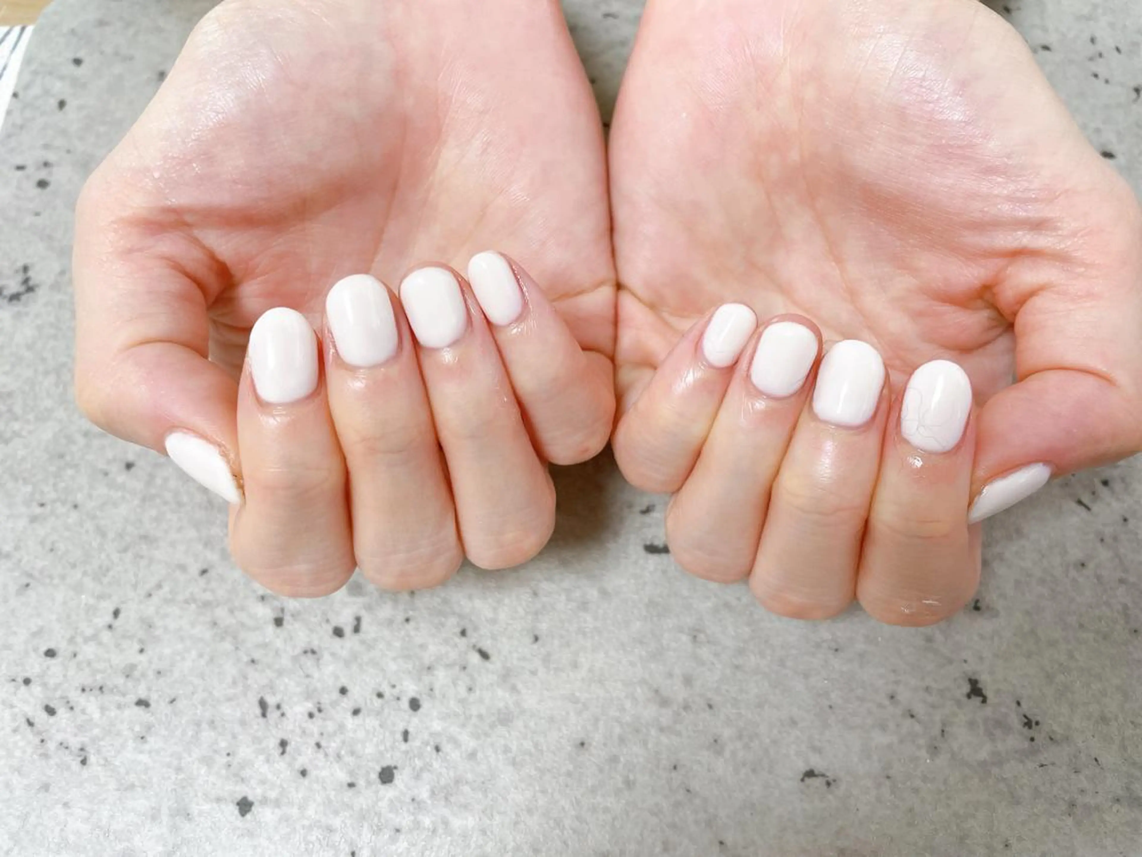 ネイル オーロラネイル フラワーネイル フットネイル フレンチネイル ジェルネイル ハンドネイル mogunail &blowのネイルデザイン