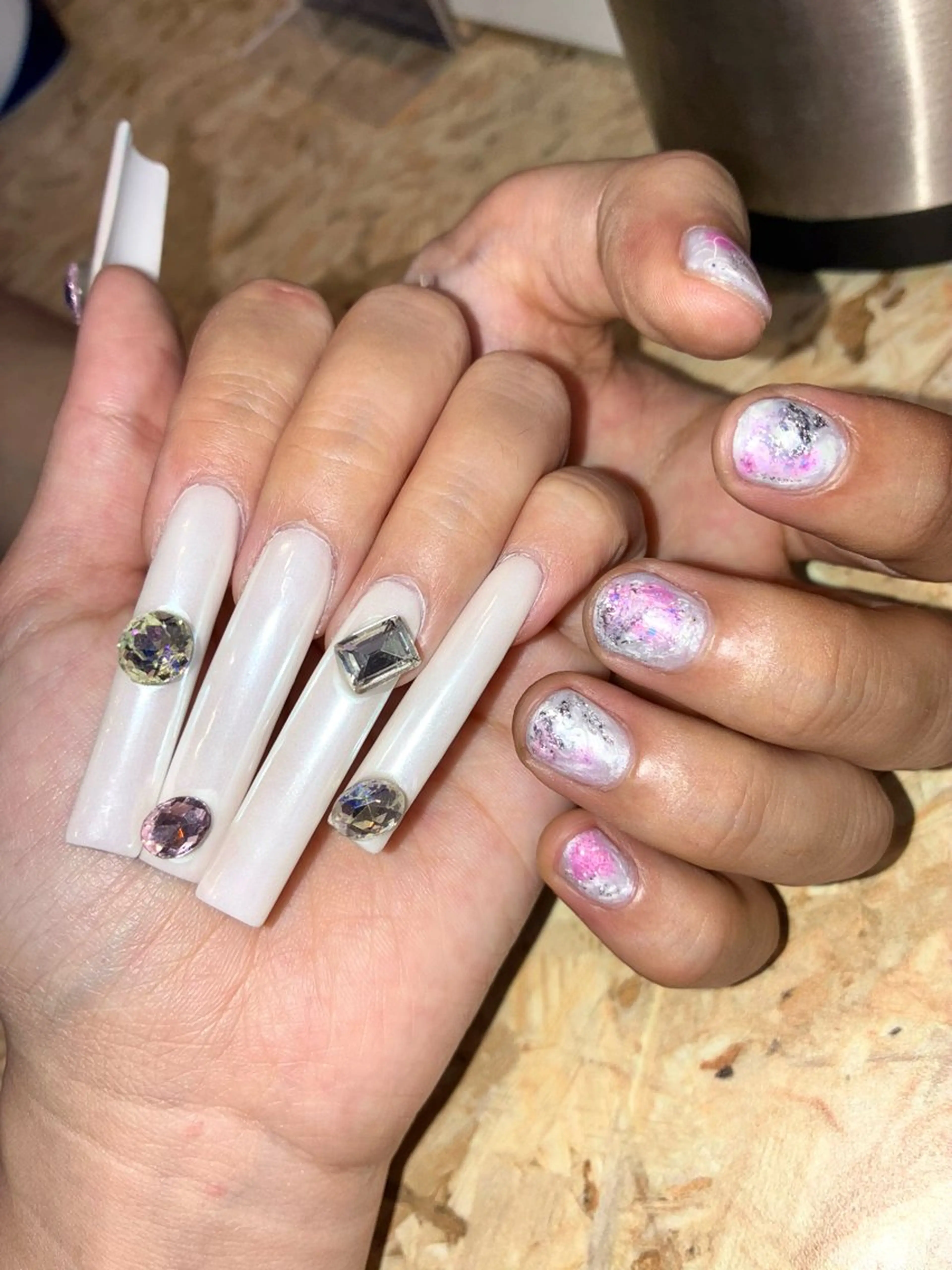 ネイル Nail ヌシん家 AKANEのネイルデザイン