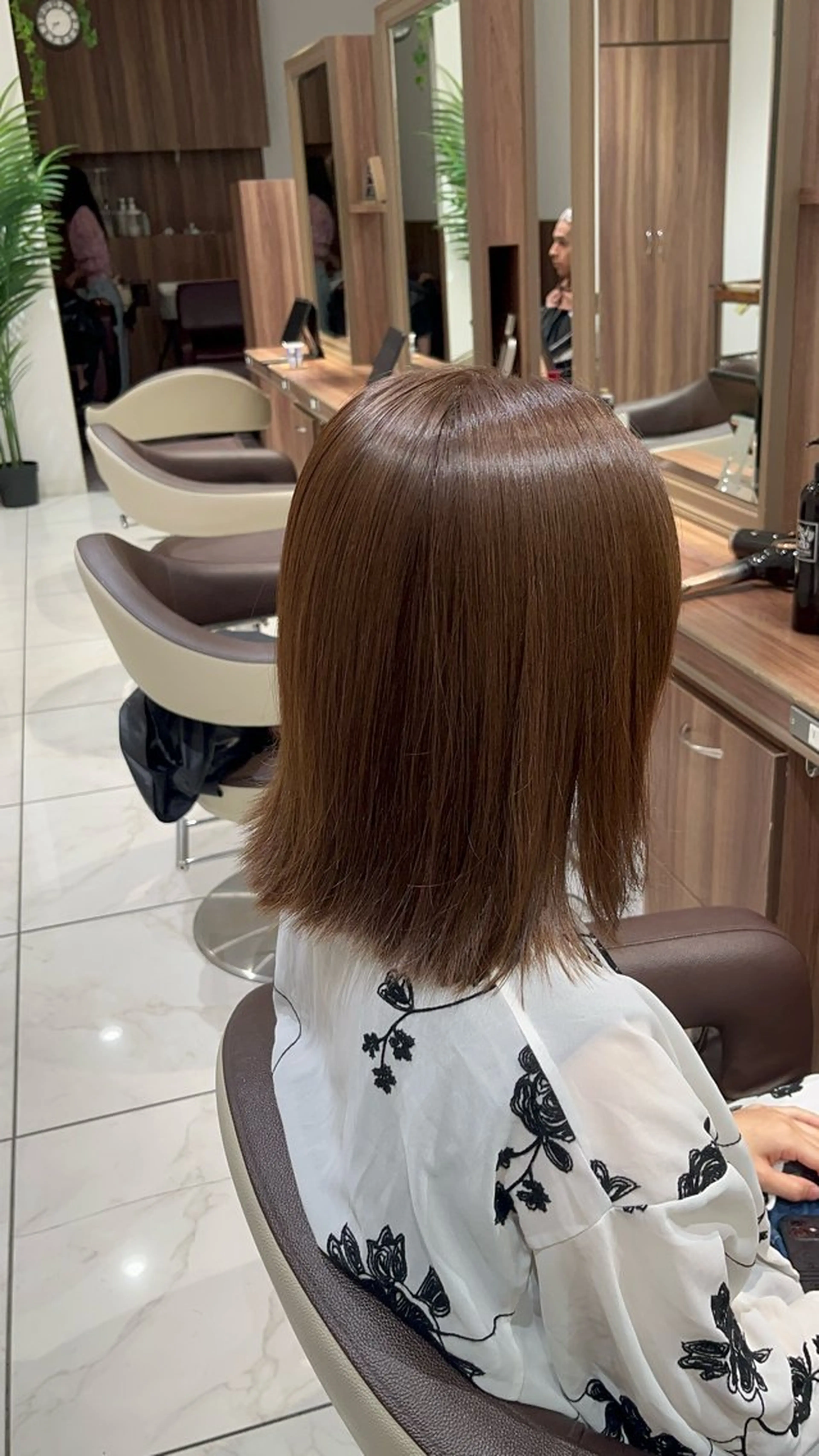 ミディアム ヘアカラー トリートメント 🦋透明感/艶髪/ レイヤー/Ryugaのヘアスタイル