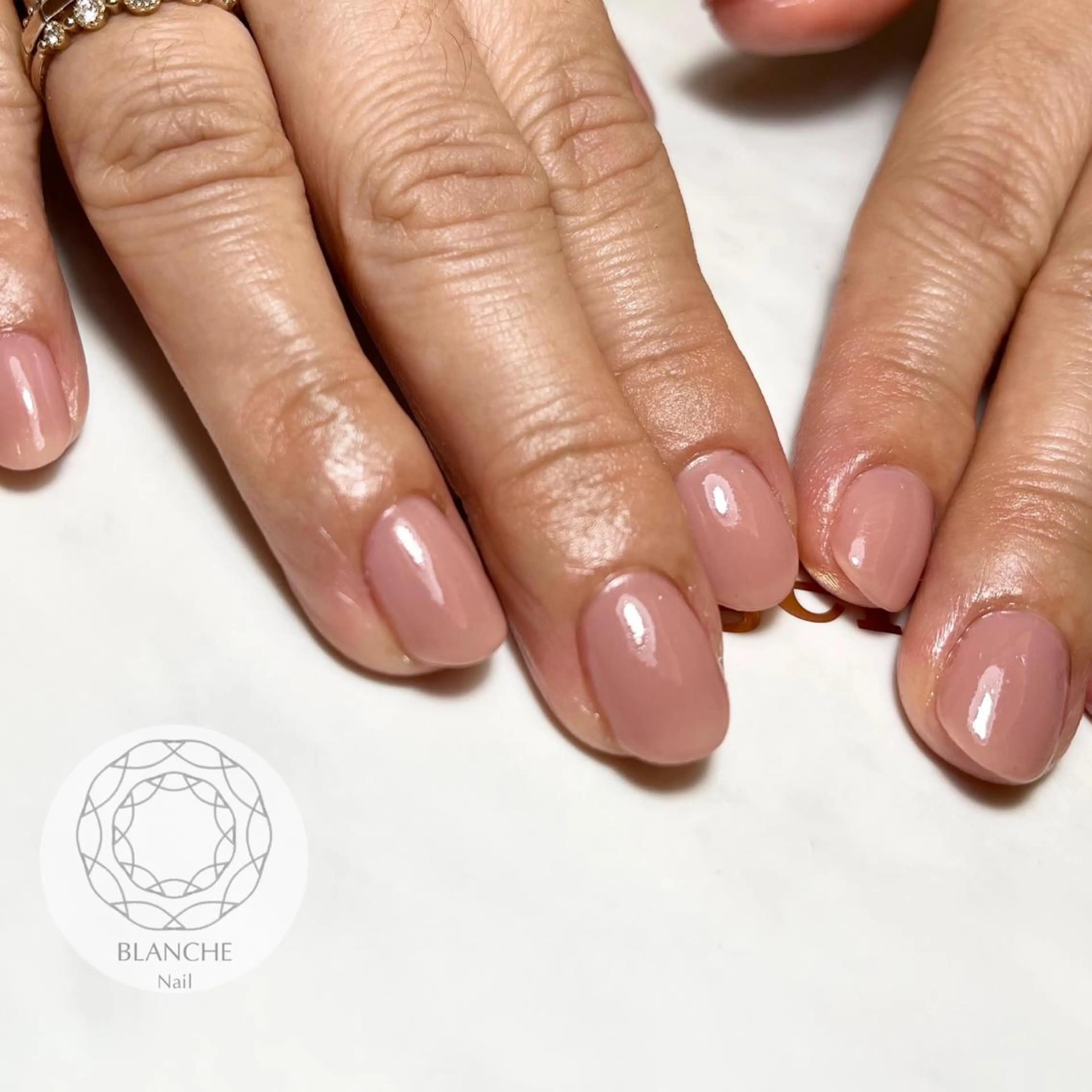 ネイル BLANCHE Nailのネイルデザイン