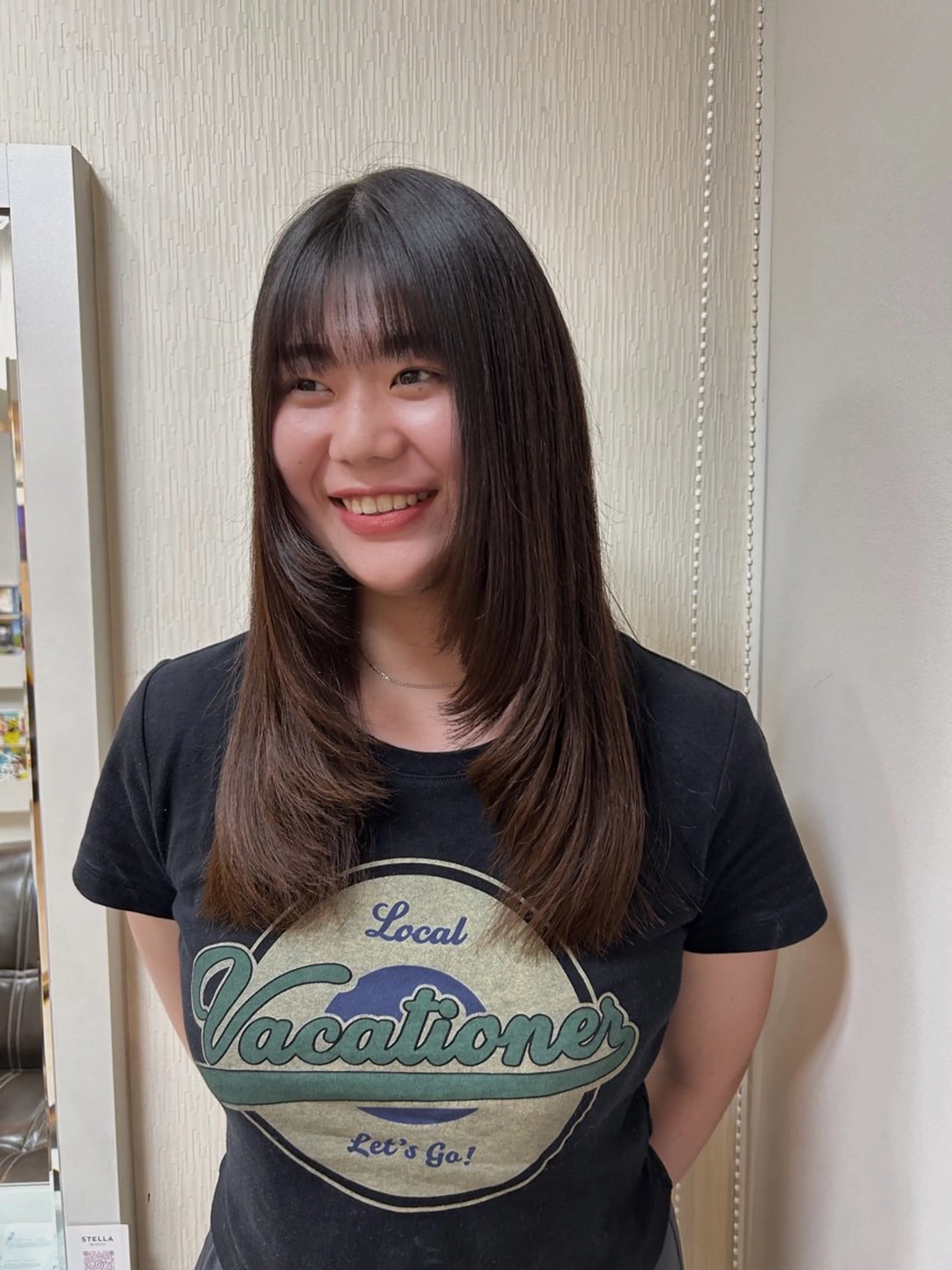 ロング 顔まわりレイヤー レイヤーカット 秋津 琉花のヘアスタイル