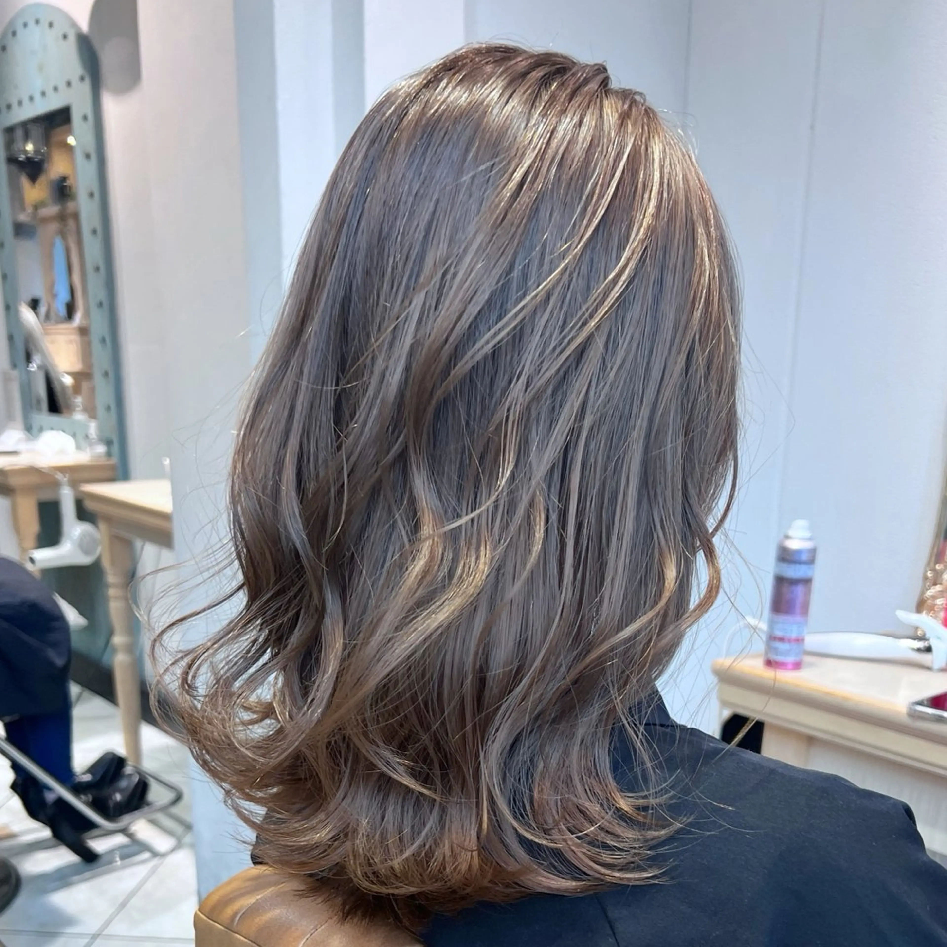 ミディアム カラー ベージュカラー 透明感カラー ミルクティーベージュ カット ヘアカラー トリートメント ブリーチなし/暖色/ 透明感/ririkaのヘアスタイル