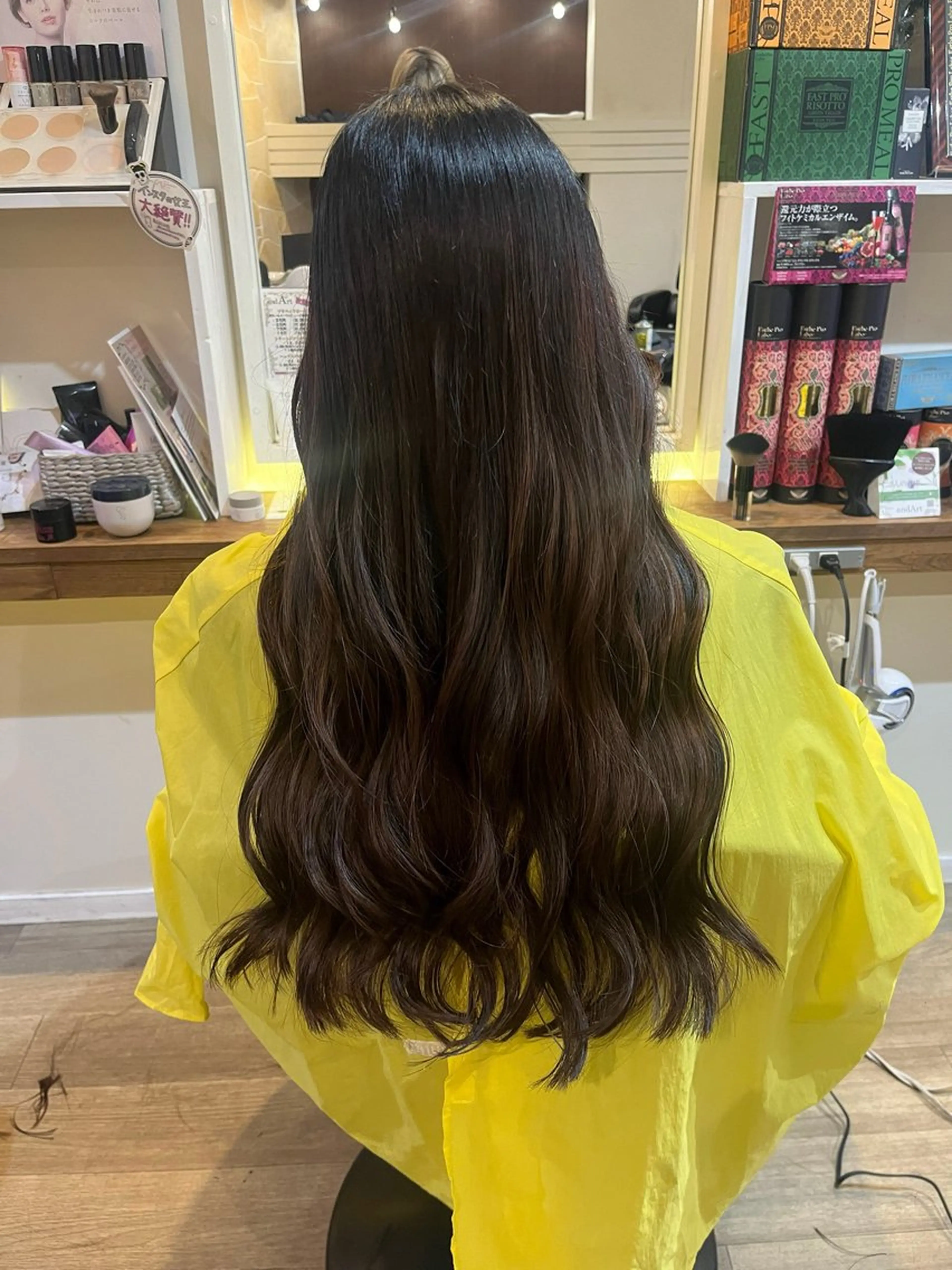 ロング カット 武原 虹音のヘアスタイル