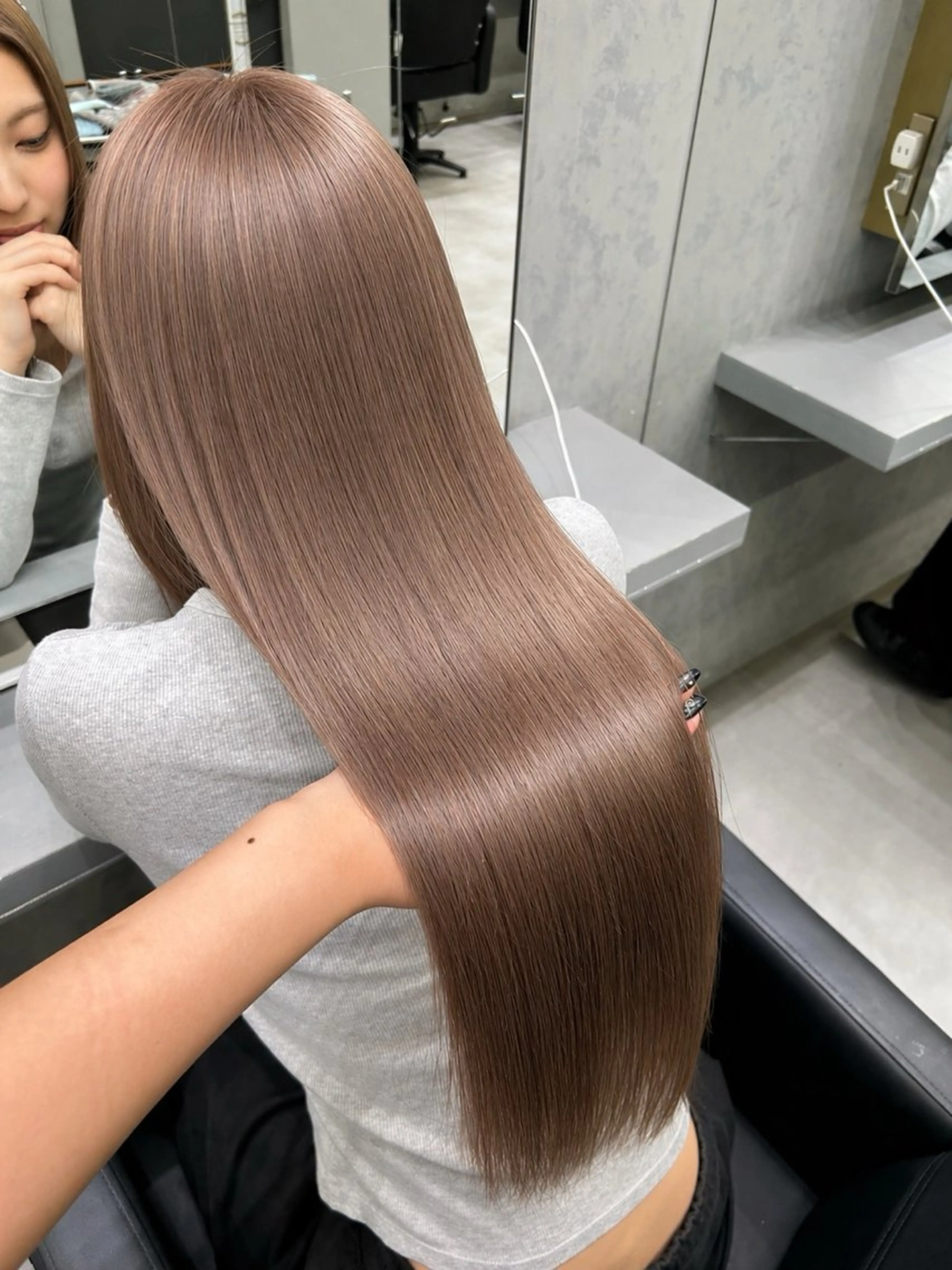 カラー 【elyts】 メイのヘアスタイル